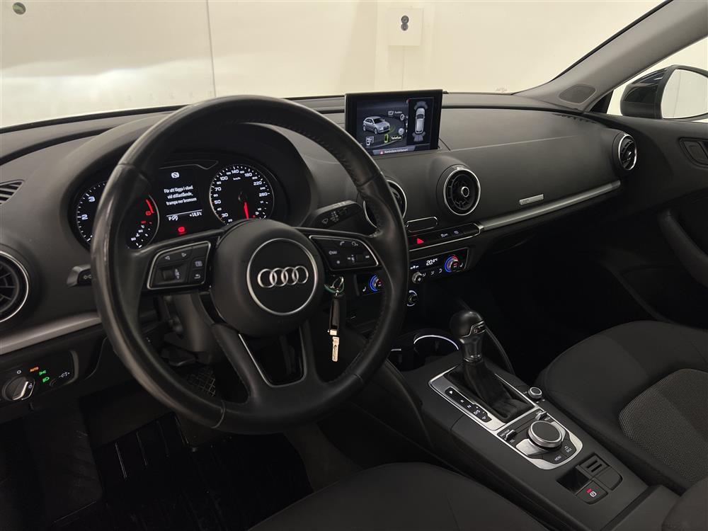Audi A3 1.6 TDI Sportback 116hk Välserv P-sensor 0,39l/milinteriör