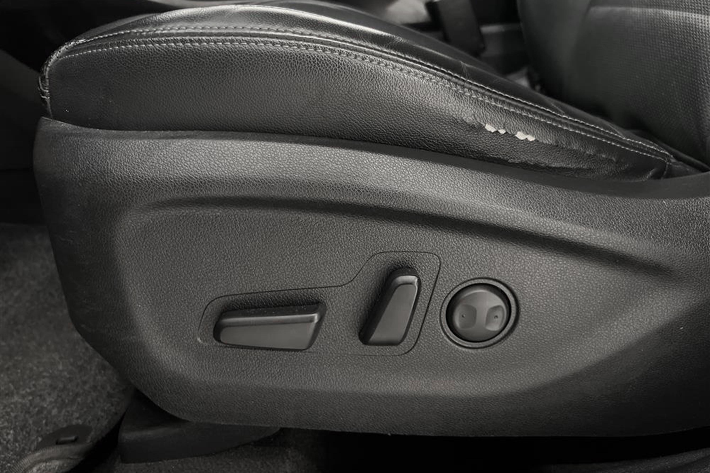 Kia Sorento 2.2 CRDi AWD 7-sits Skinn Navi B-Kamera Euro 6interiör