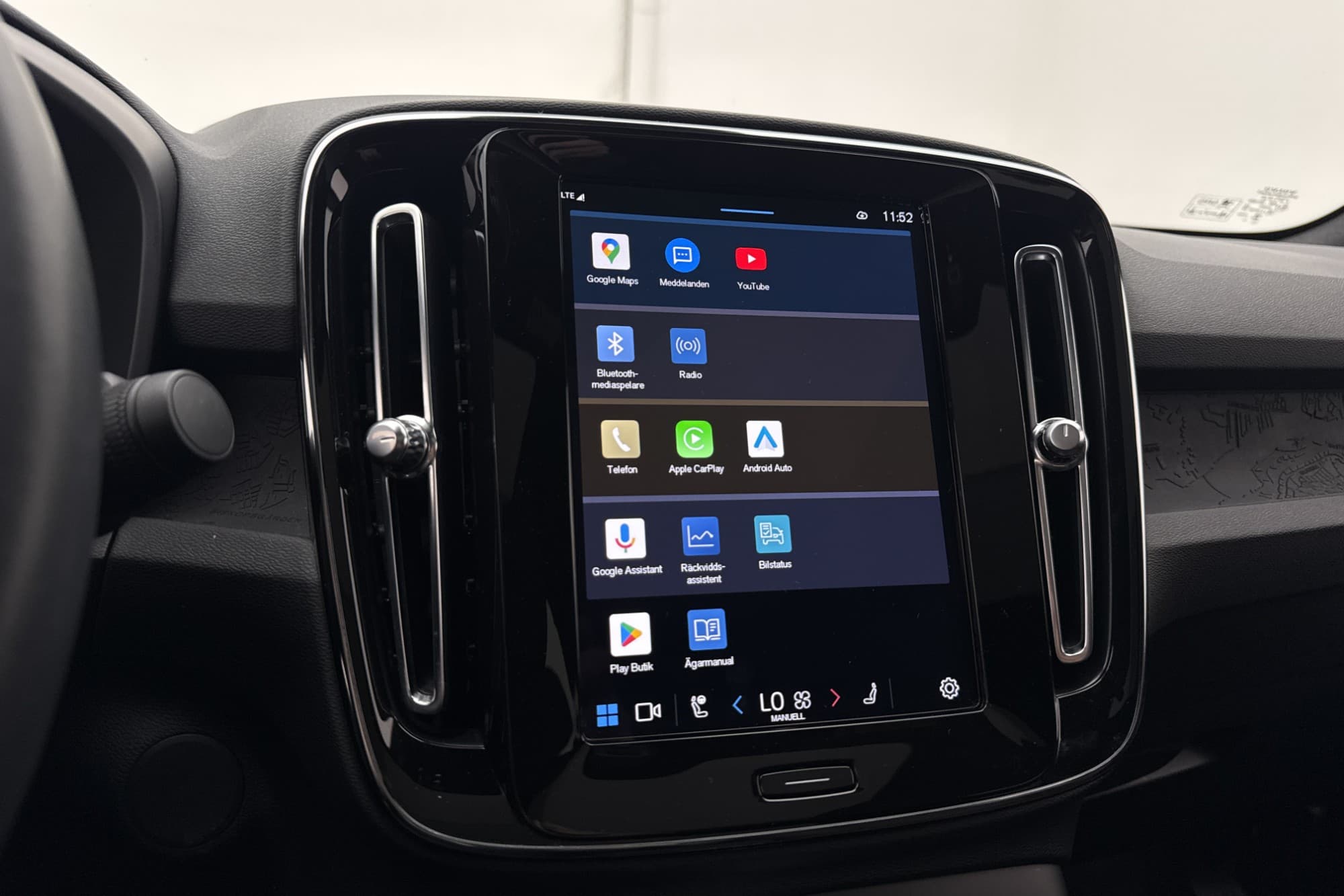 Volvo C40 Recharge Twin motor Core Pano Värm Kamera MOMS