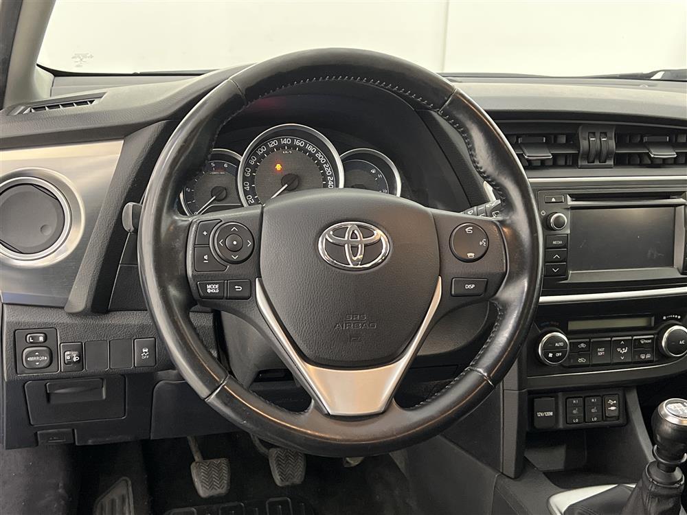 Toyota Auris 1.4 D-4D 90hk B-Kam Drag Låg Skatt 0,42L/mil