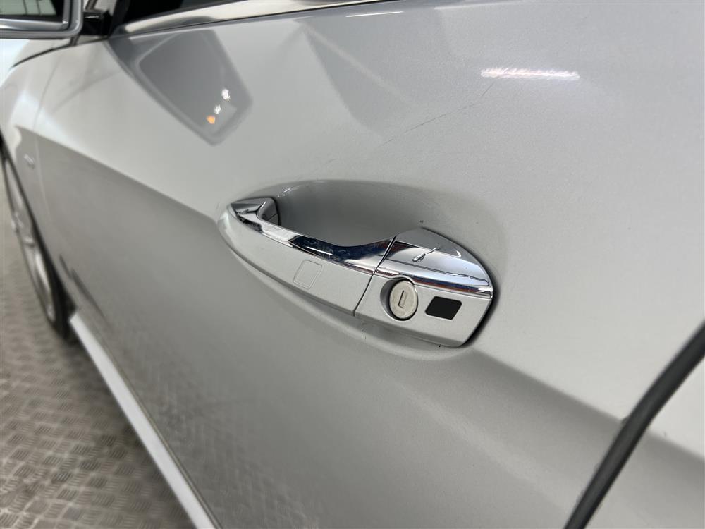 Mercedes-Benz E AMG Exclusive Kamera Pano H/K Keyless Naviinteriör