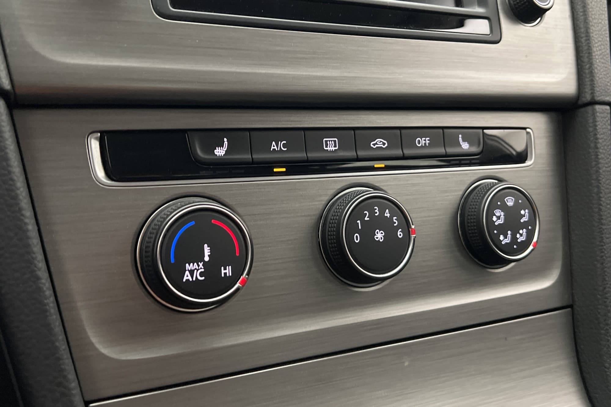 Volkswagen Golf 1.2 TSI 110hk Adapt-fart CarPlay 0,49L/Mil