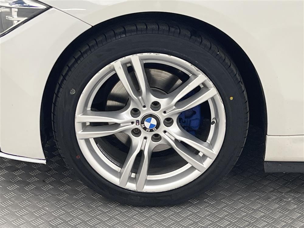 BMW 320d xDrive Touring 190hk M Sport Drag Nyservad 0,44/Milinteriör