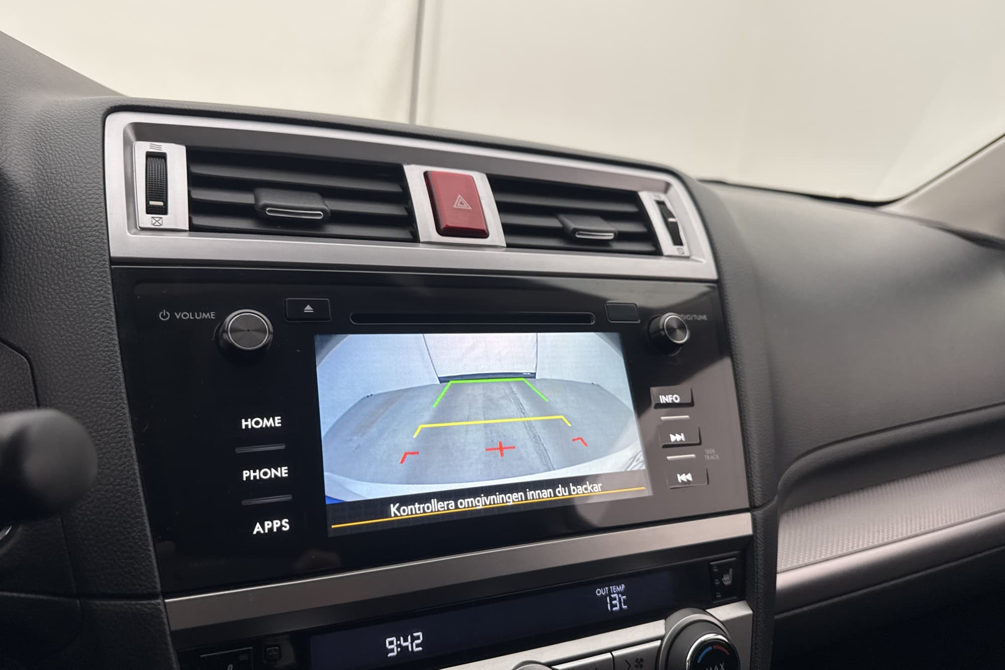Subaru Outback 2.0 4WD 150hk Kamera Adpativ-Fart Keyless