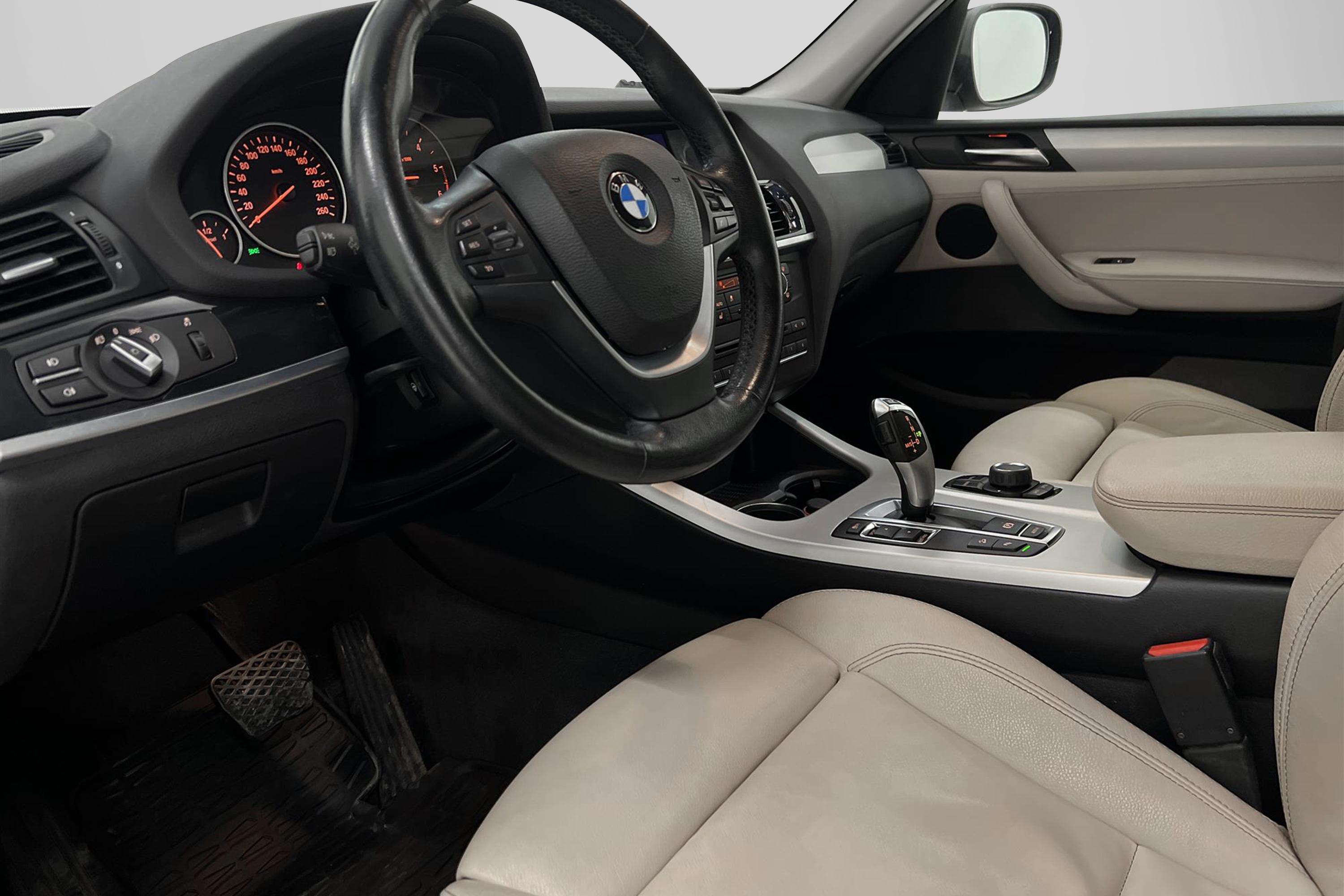 BMW X3 xDrive 20d 184hk D-Värm Skinn Keyless PDC Drag