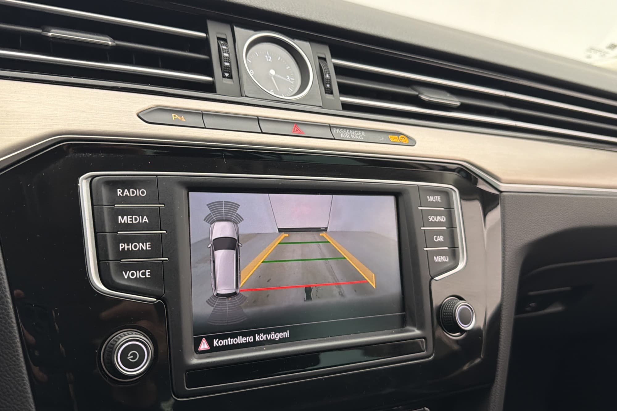 Volkswagen Passat 2.0 TDI GT Apple-CarPlay Kamera Nyservad