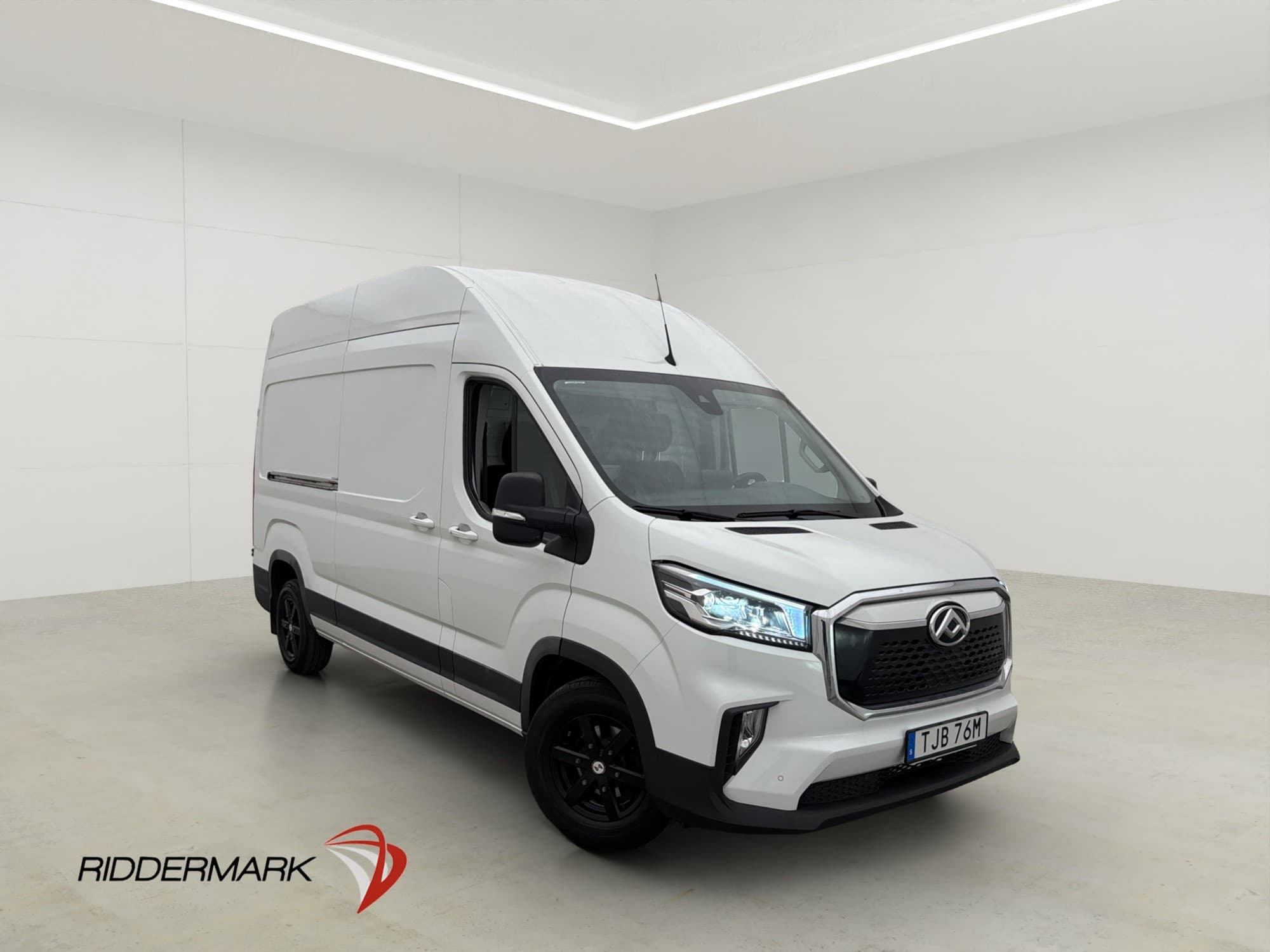 Maxus e-Deliver 9