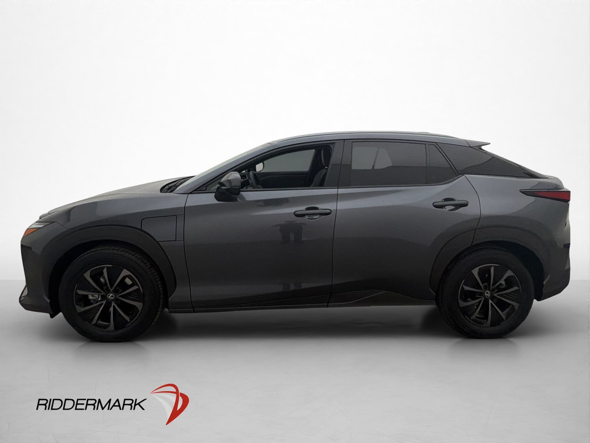 Lexus RZ