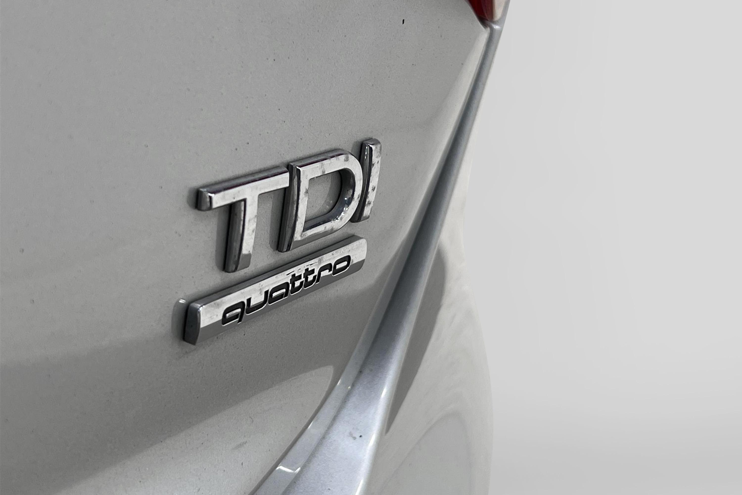 Audi A5 SB 2.0 TDI Quattro  177hk S Line Drag D-Värmare