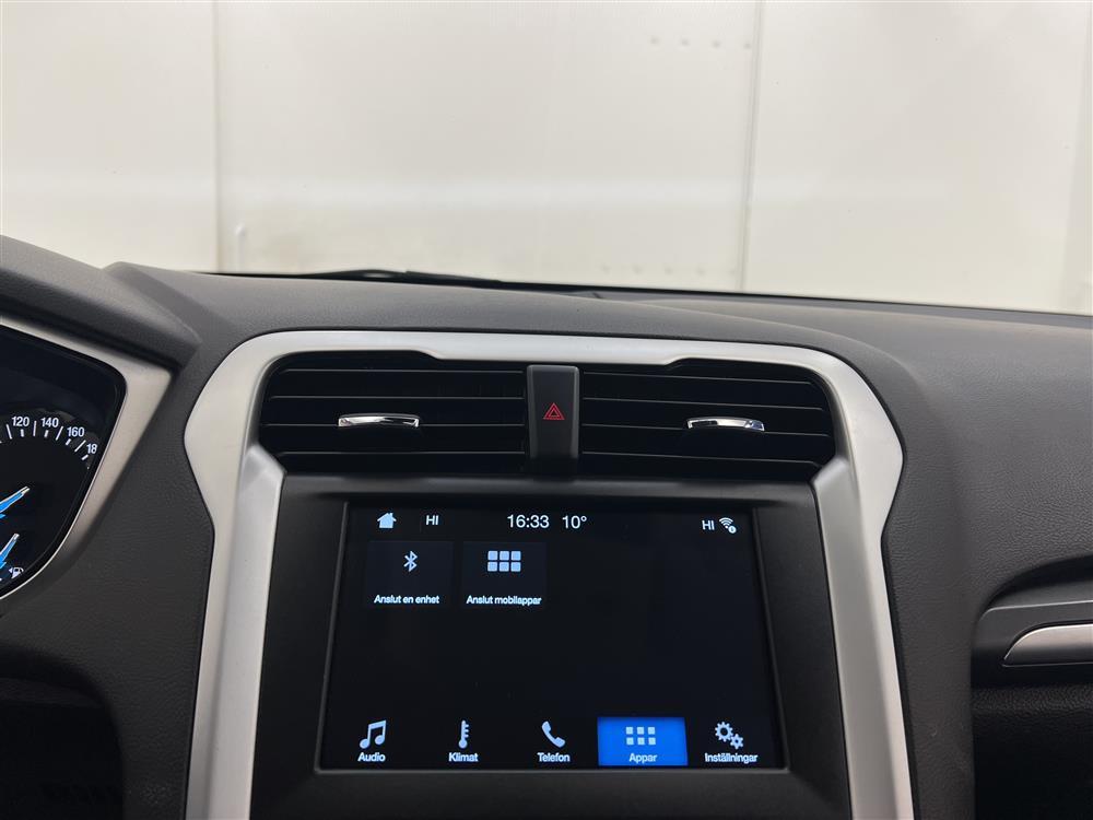 Ford Mondeo 2.0 TDCi Powershift 150hk M-Värm Drag Nyservad