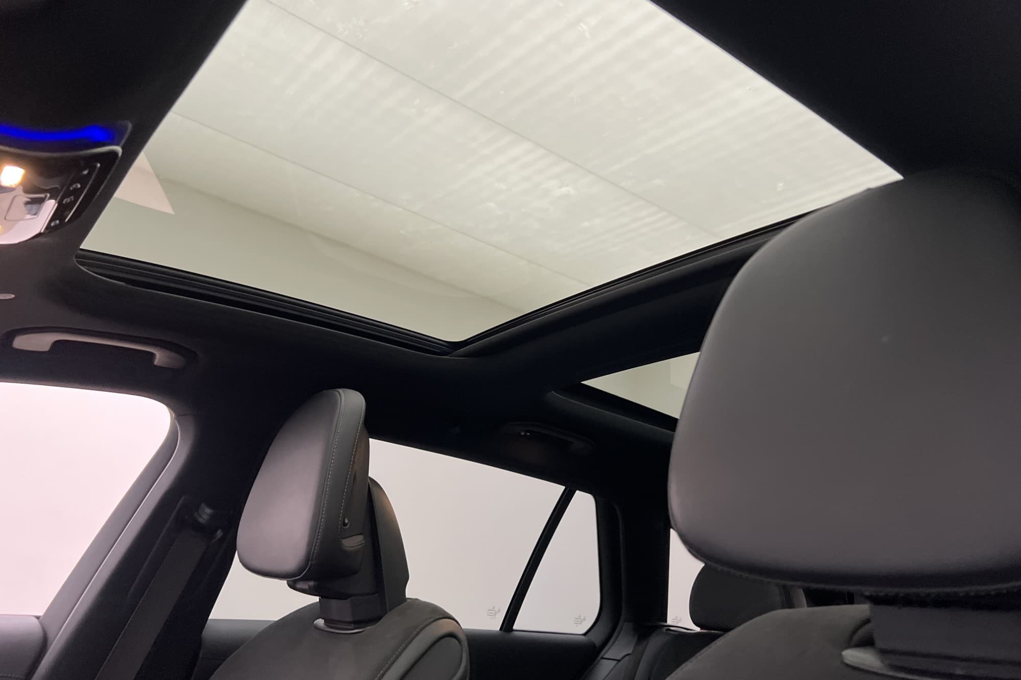 Mercedes-Benz C 300 T e AMG Pano HUD 360° Navi Drag MOMS