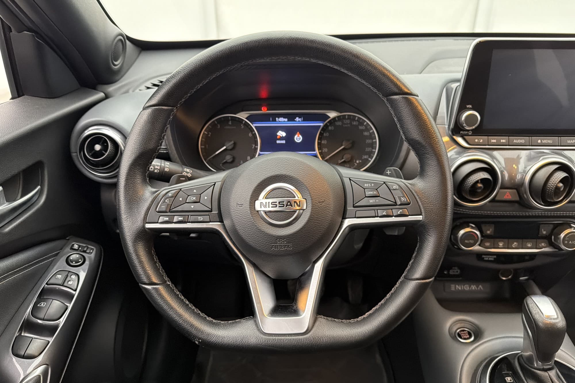 Nissan Juke 1.0 DIG-T Kamera Navi Keyless Nyservad Sensorer