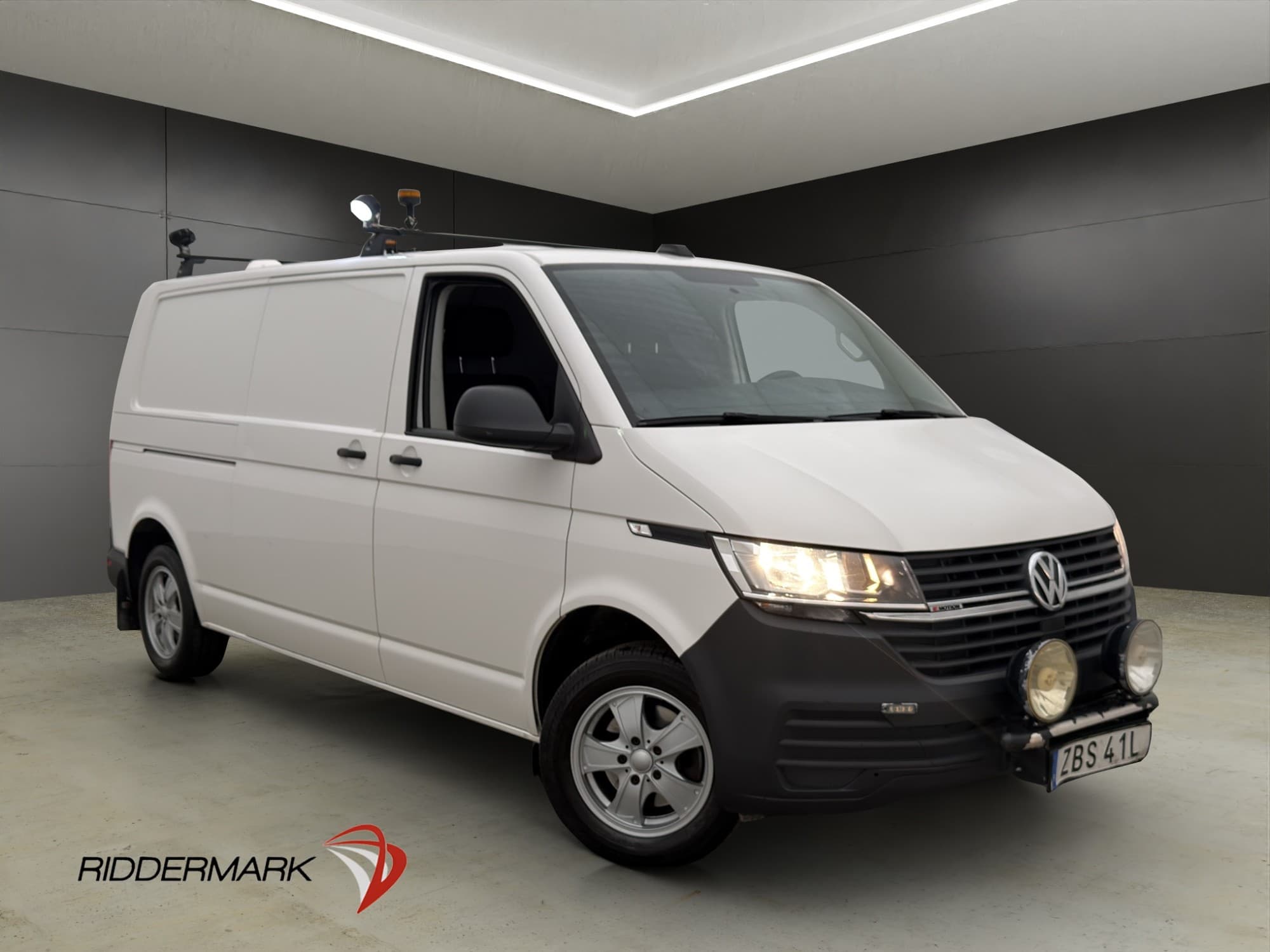 Volkswagen Transporter L2 4M Värm Drag V-inredd 2xDörr Moms