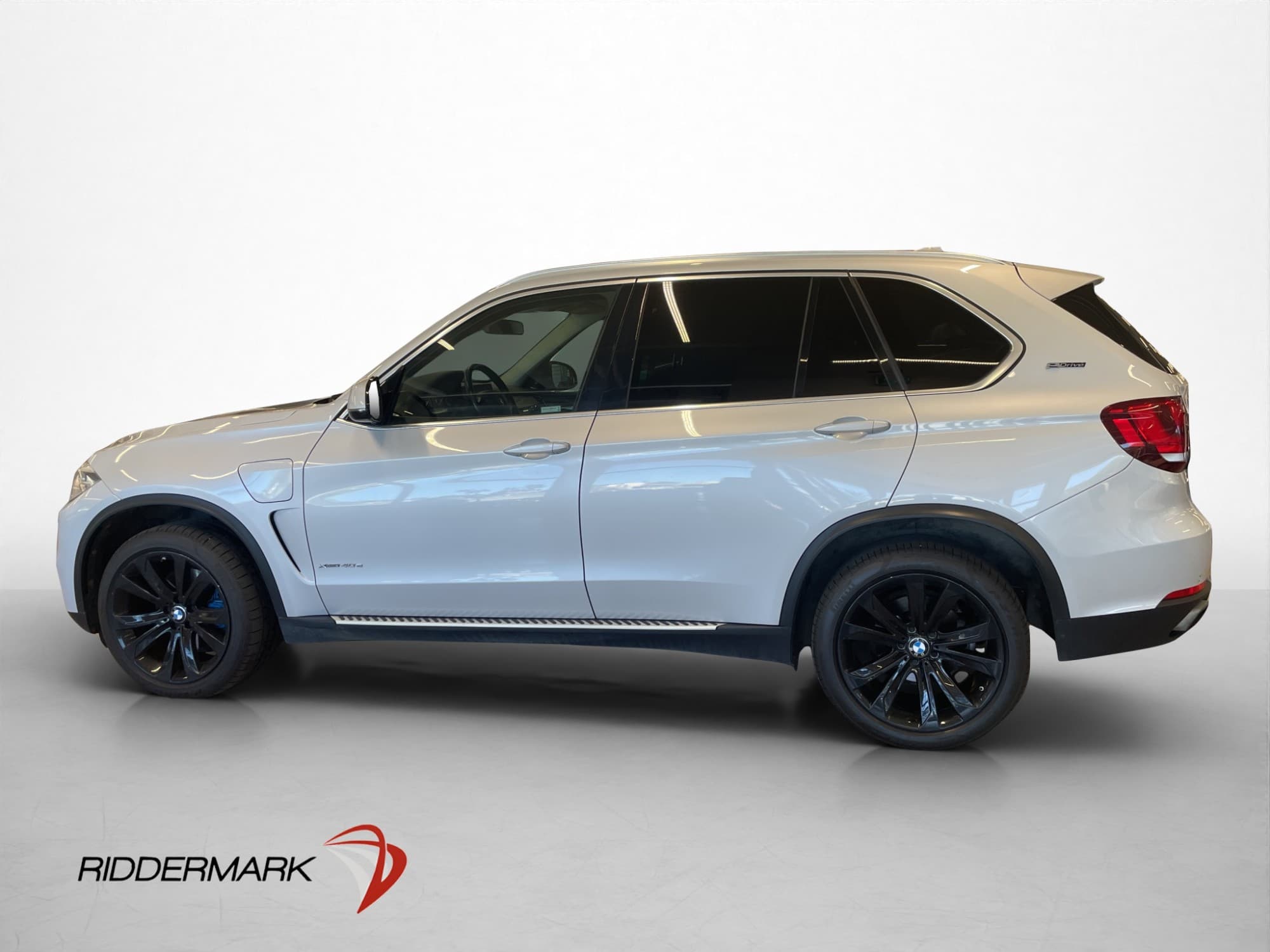 BMW X5 XDrive40e 313hk Pano H/K HUD Kamera Läder Drag