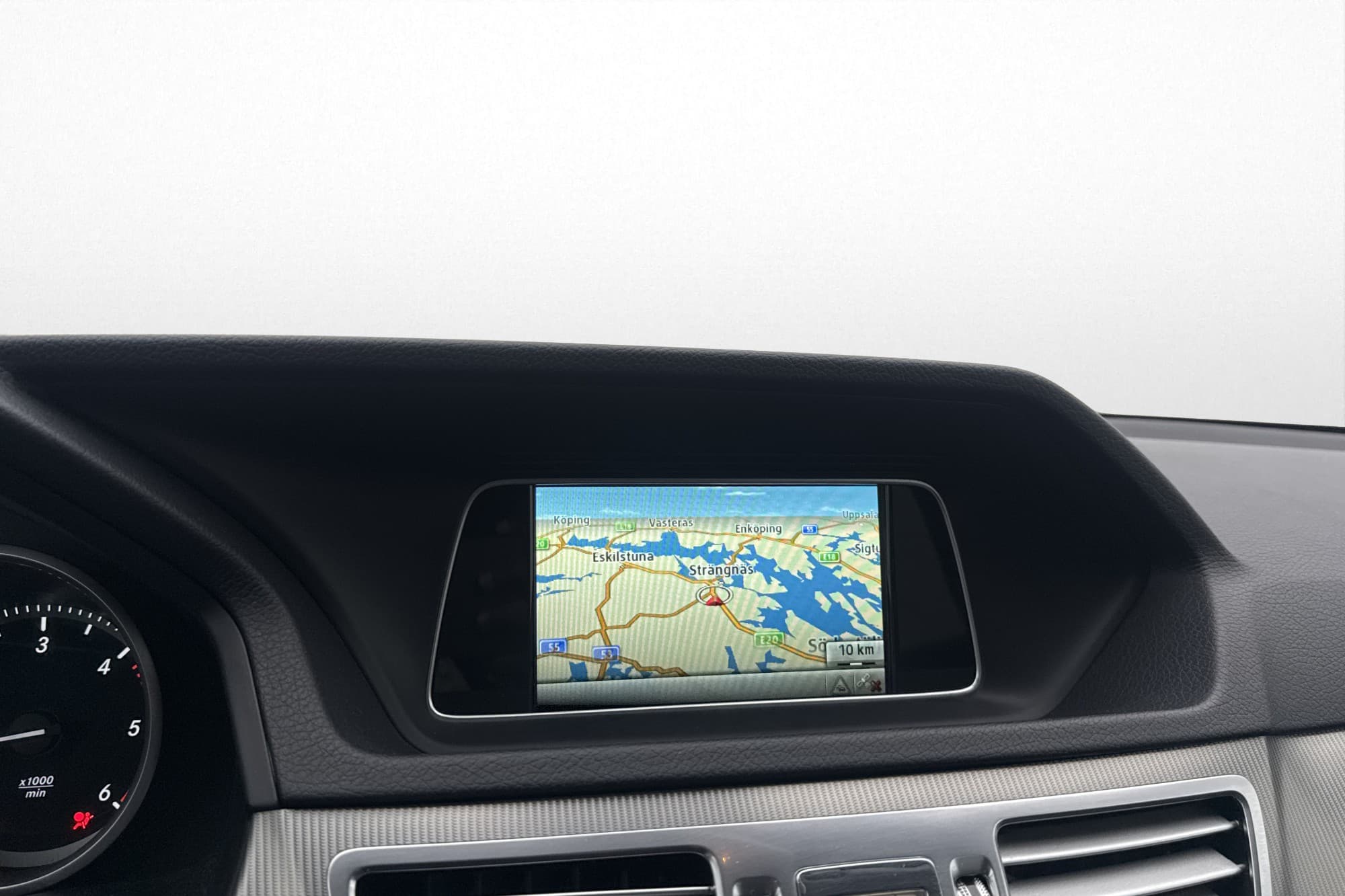 Mercedes-Benz E 220 T Sport Dragkrok Skinn Navi Sensorer