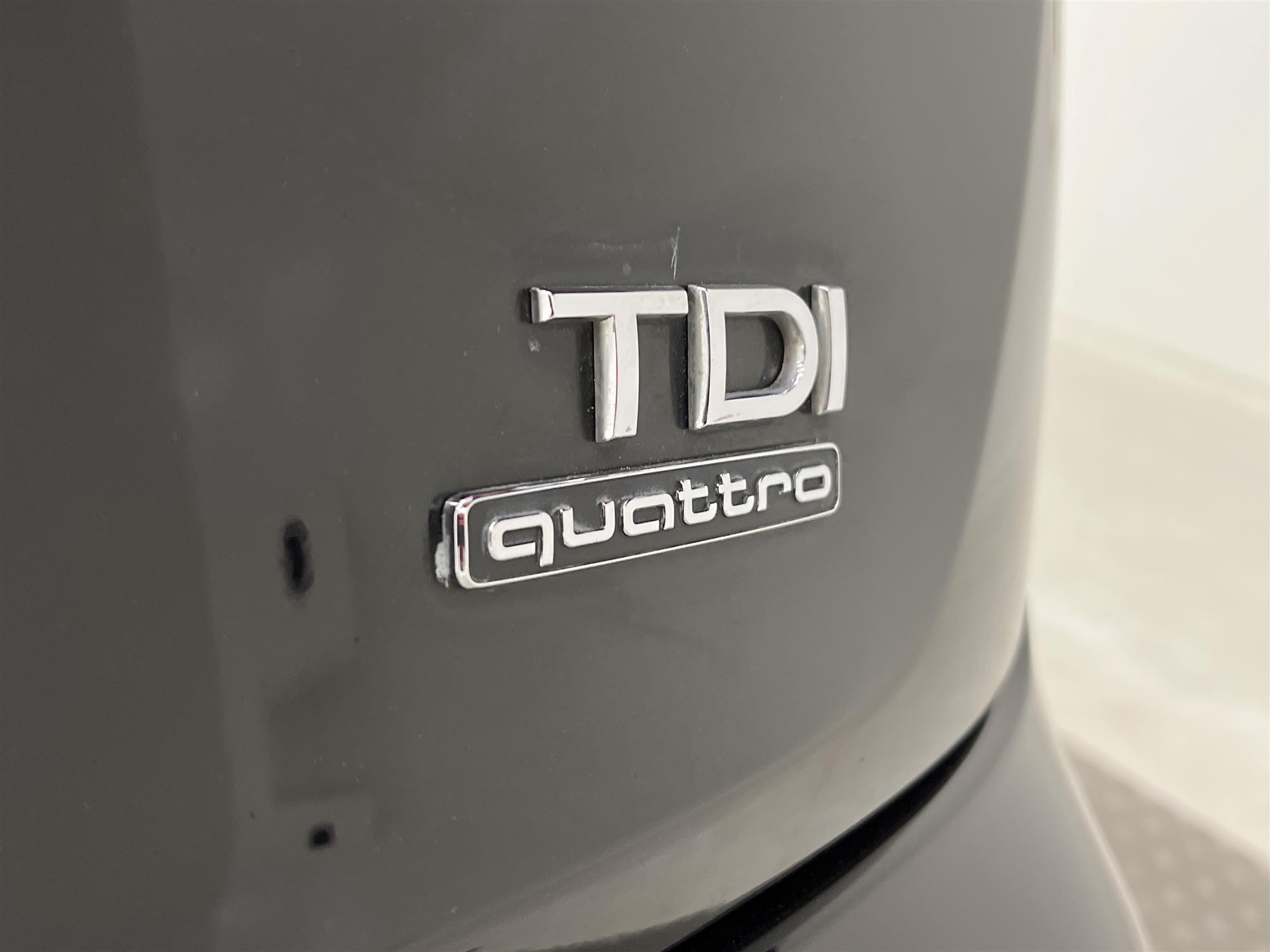 Audi Q5 2.0 TDI 190hk Quattro Alpine Edition D-värm Drag