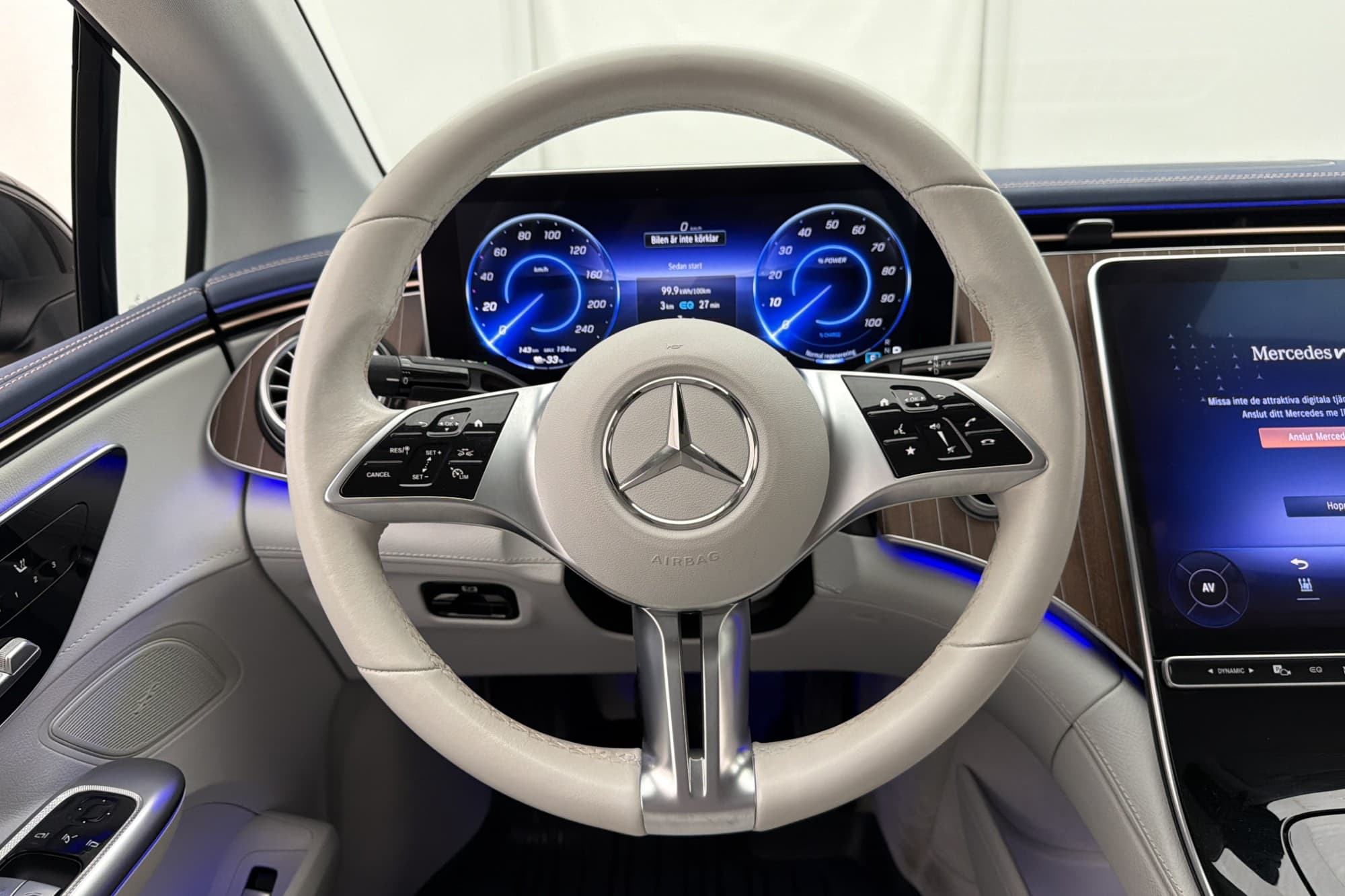 Mercedes-Benz EQE 300 89 kWh Läder Kamera Ambient Drag MOMS