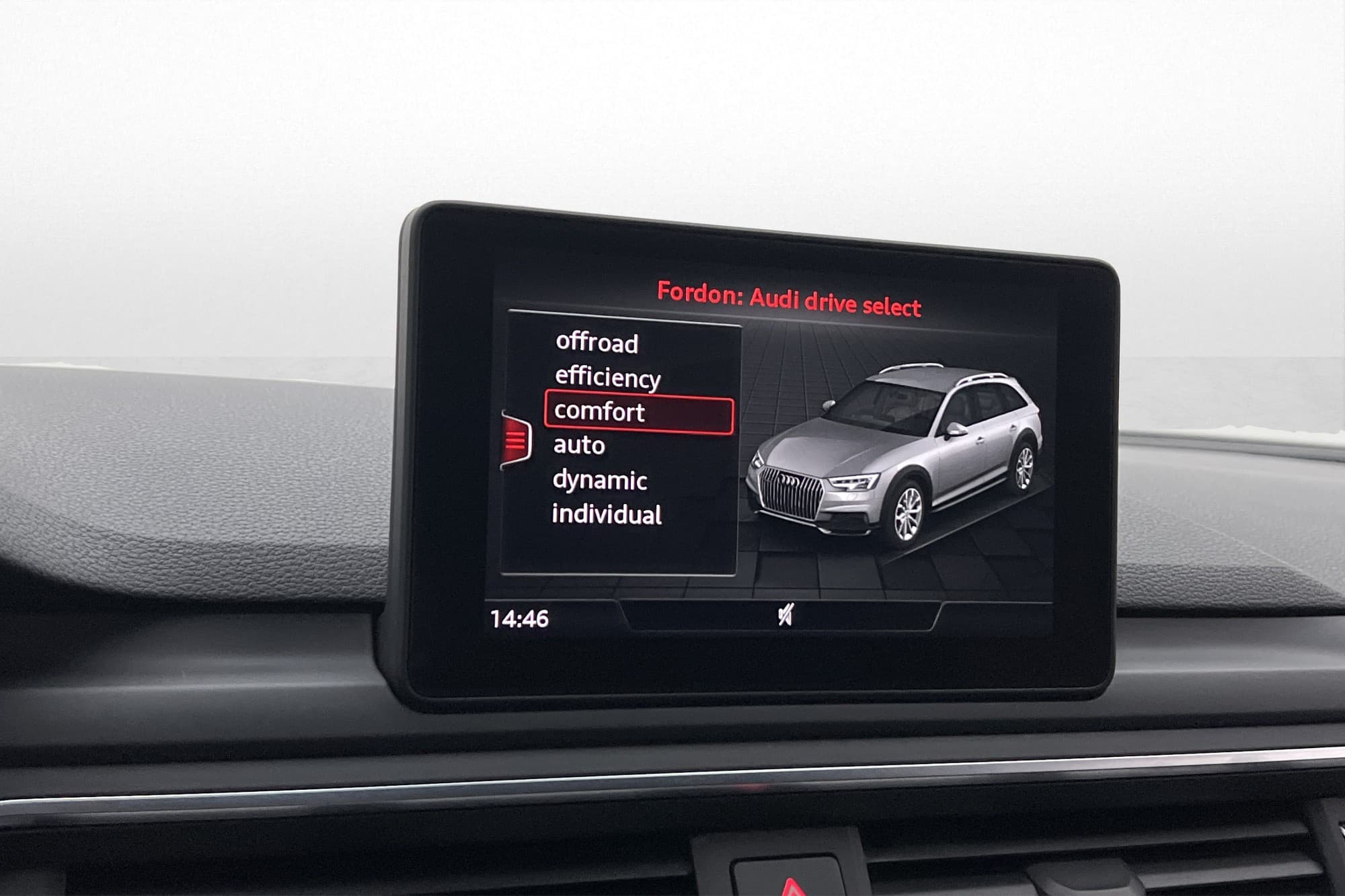 Audi A4 Allroad 2.0 TDI 190hk Quattro B&O Rattvärme Drag