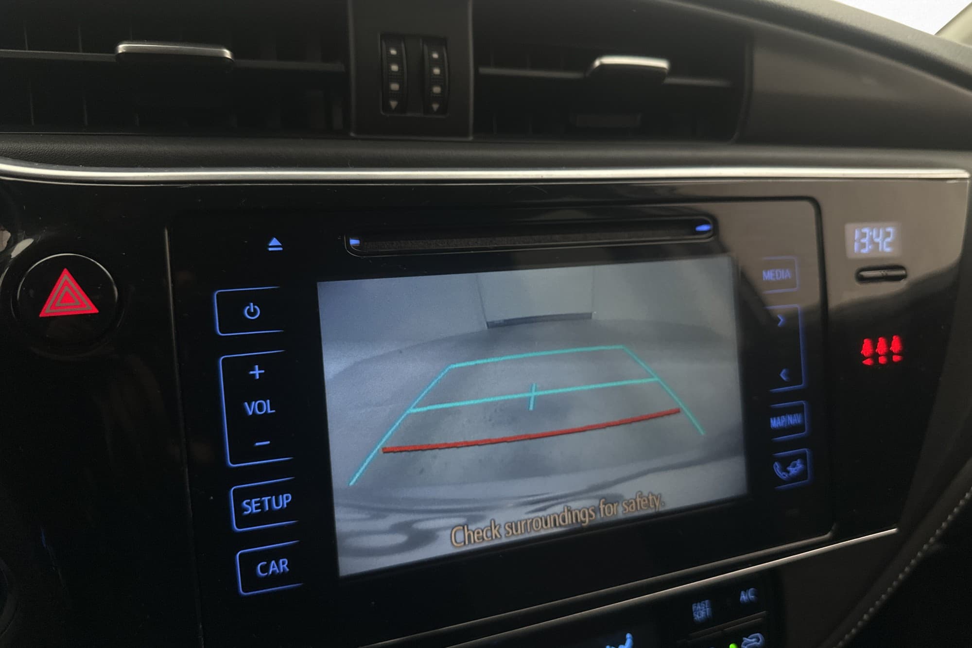 Toyota Auris Touring Hybrid 136hk Intense Edt Kamera Navi