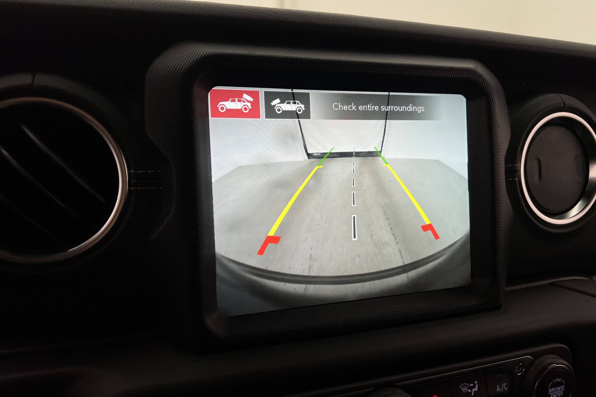 Jeep Wrangler Unlimited 4xe Sahara Overland Skinn Kamera GPS