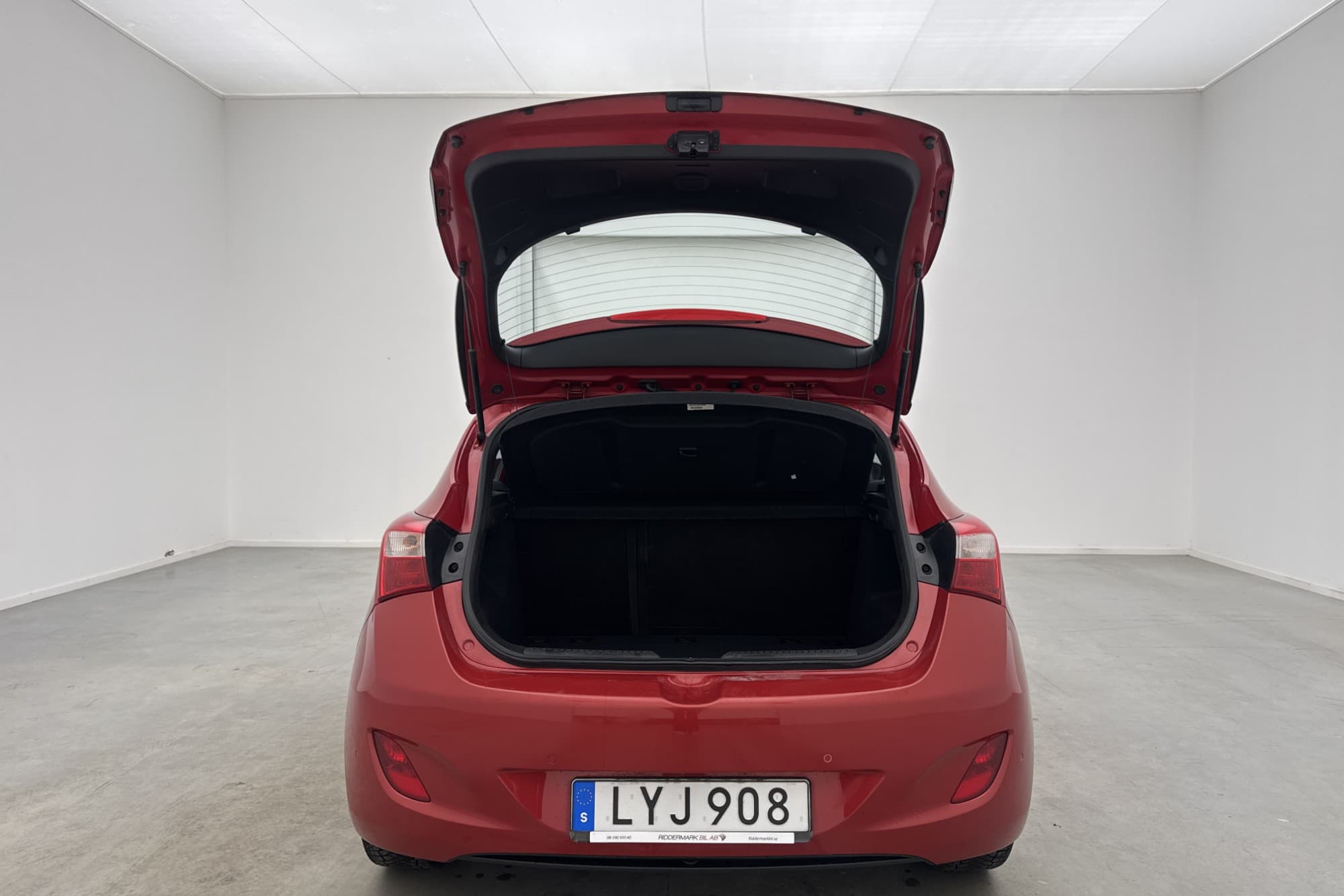 Hyundai i30 Comfort Rattvärme Sensorer Bluetooth Farthållare