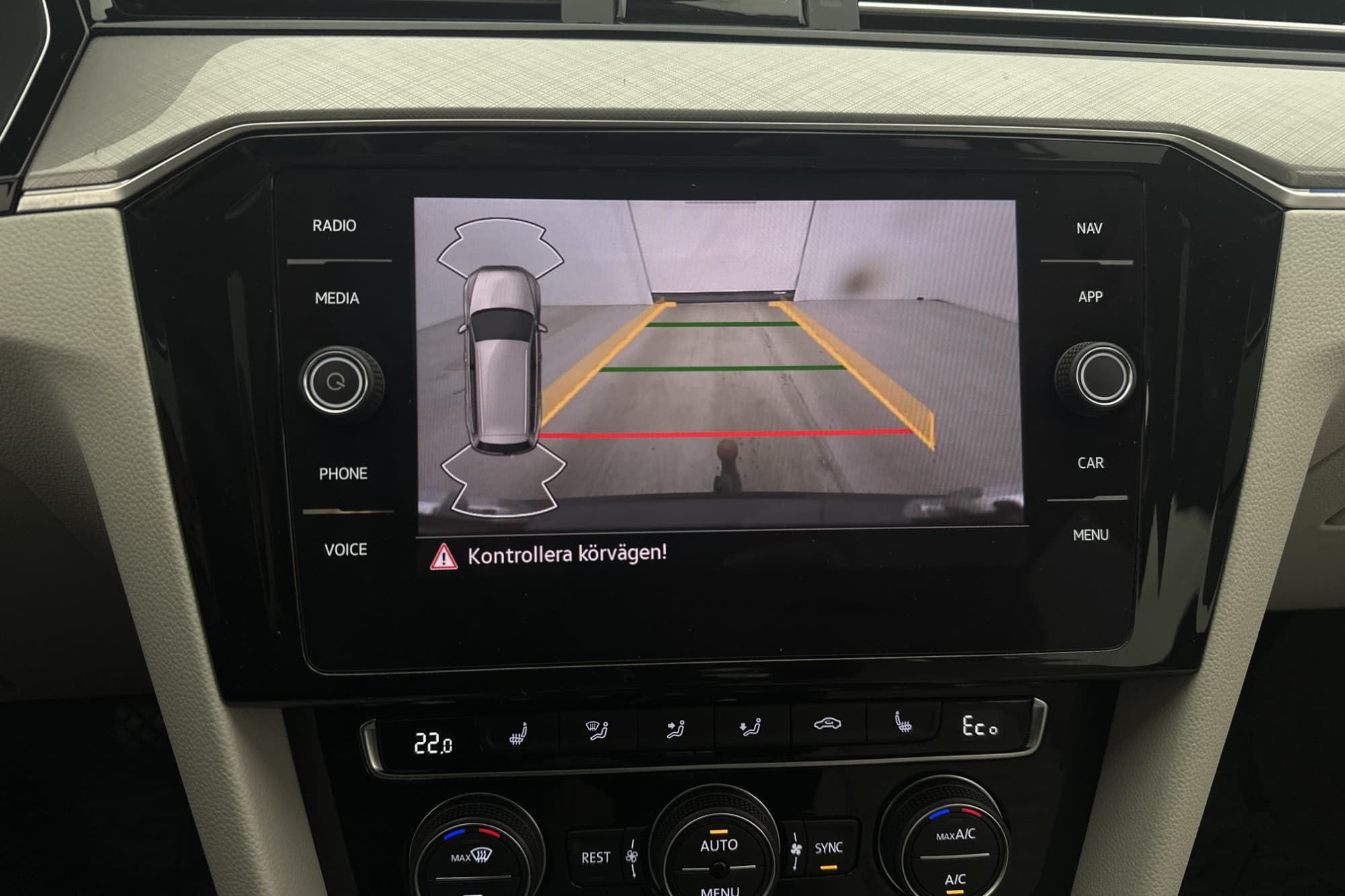 Volkswagen Passat GTE Panorama Dragkrok Kamera Skinn CarPlay