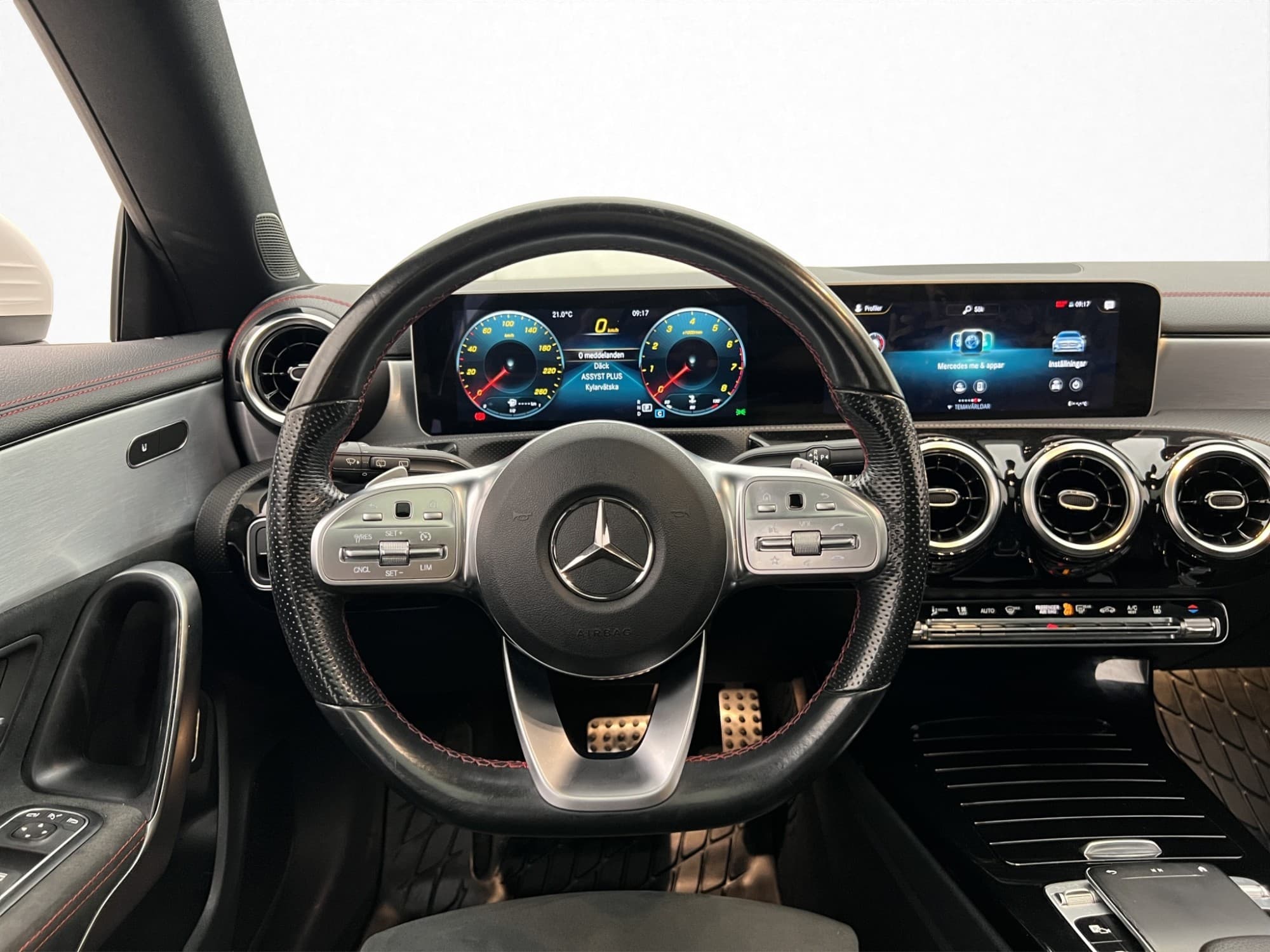 Mercedes-Benz CLA Shooting Brake 200 AMG Pano Kamera Navi