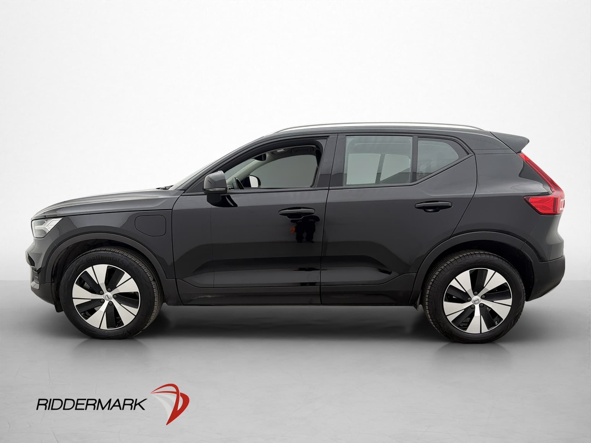 Volvo XC40 T5 TwEn 262hk Momentum VOC P-Värmare Kamera Navi
