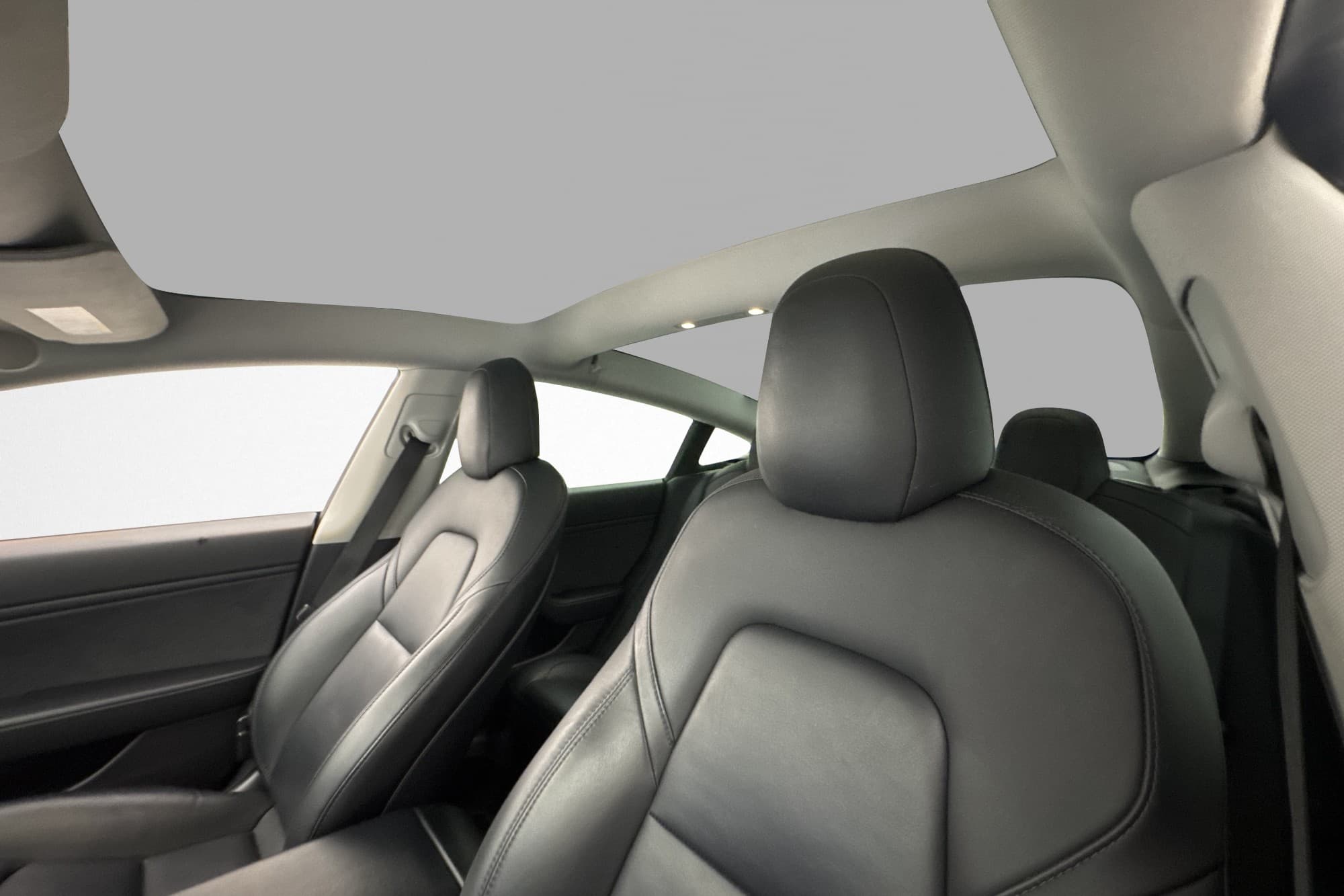 Tesla Model 3 Long Range AWD Drag Autopilot Svensksåld