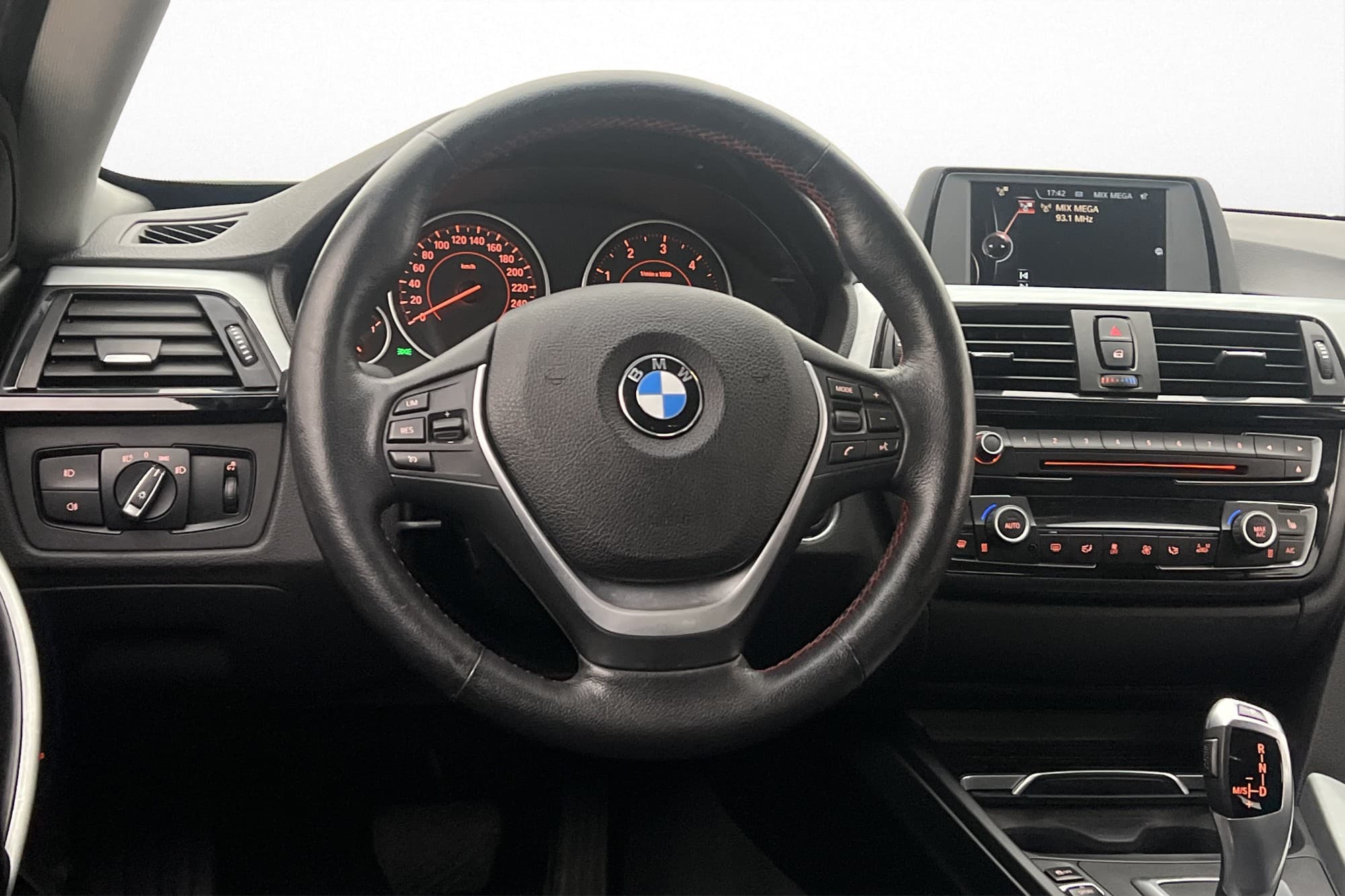 BMW 420 xDrive 190hk Sport line Sportstolar P-Sensorer Drag