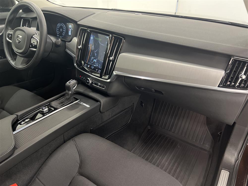 Volvo S90 D5 AWD 235hk 0,49l/mil VOC GPS CarPlay Nyservadinteriör