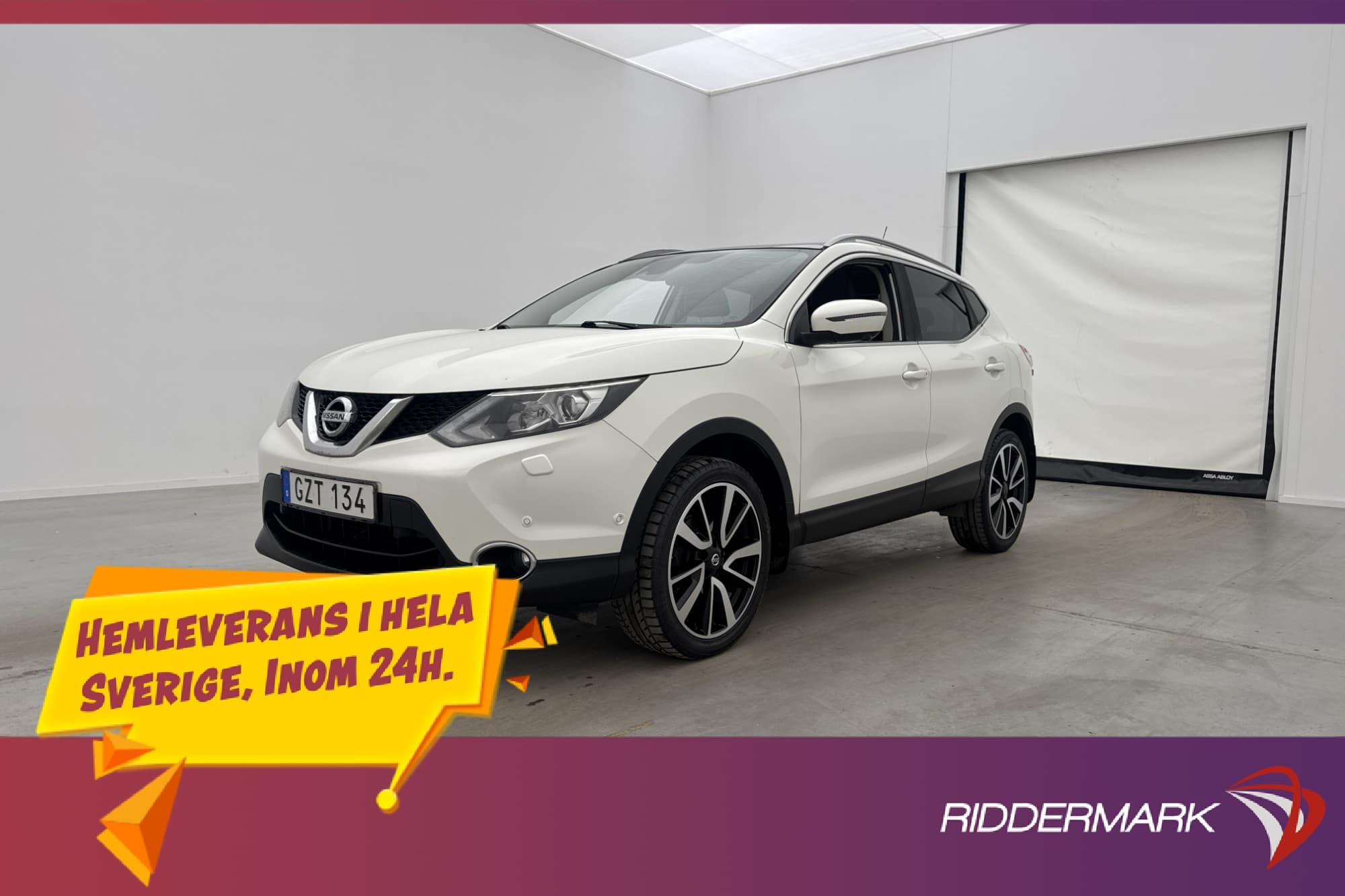 Nissan Qashqai 1.5 dCi Tekna Pano M&K-Värmare 360° Navi Drag