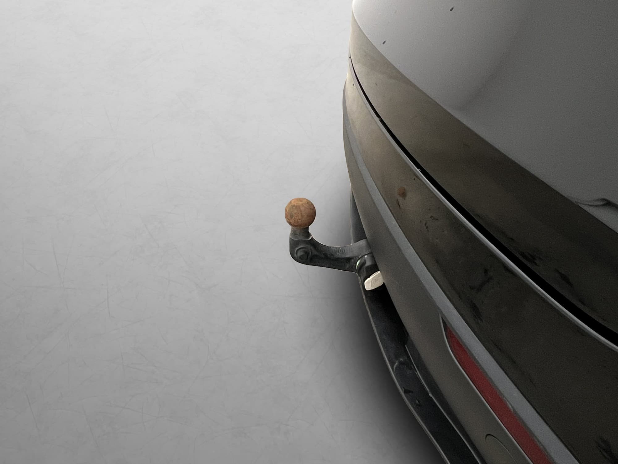 Tesla Model Y Standard Range MOMS Autopilot Dragkrok Pano