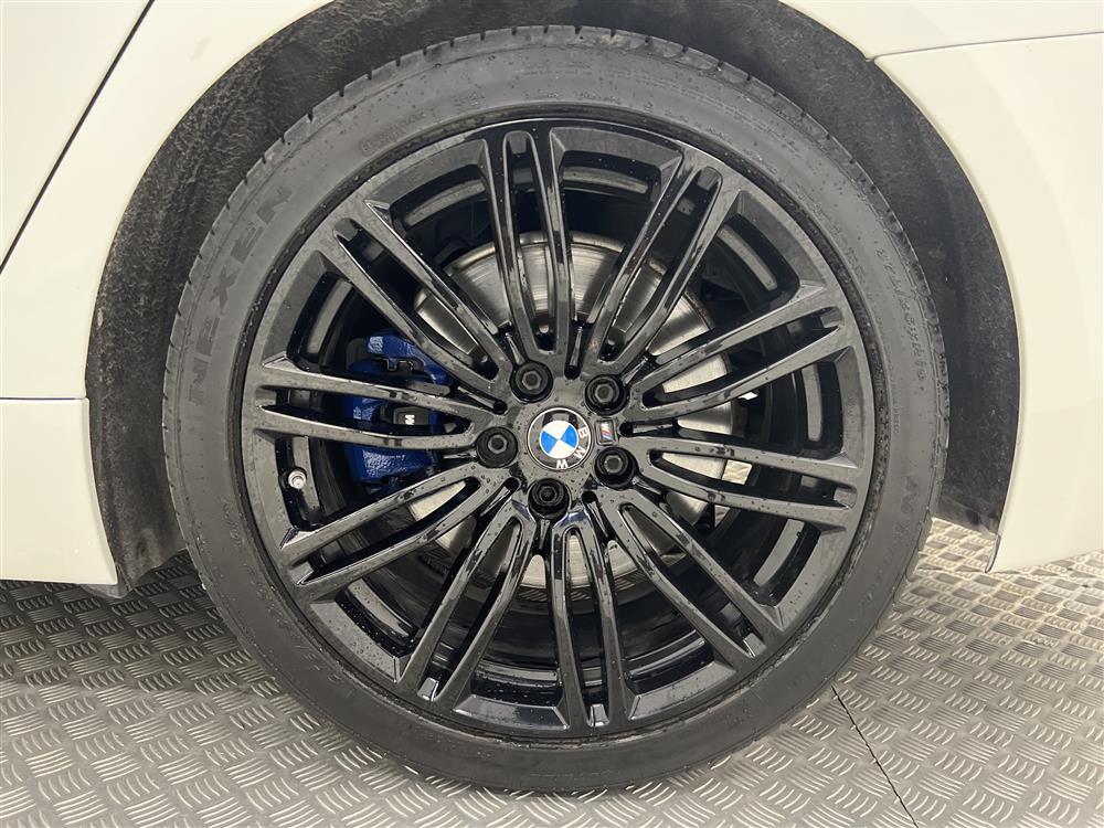 BMW 540d xDrive 320hk M Sport Innovation Edt Pano 0,51L/milinteriör