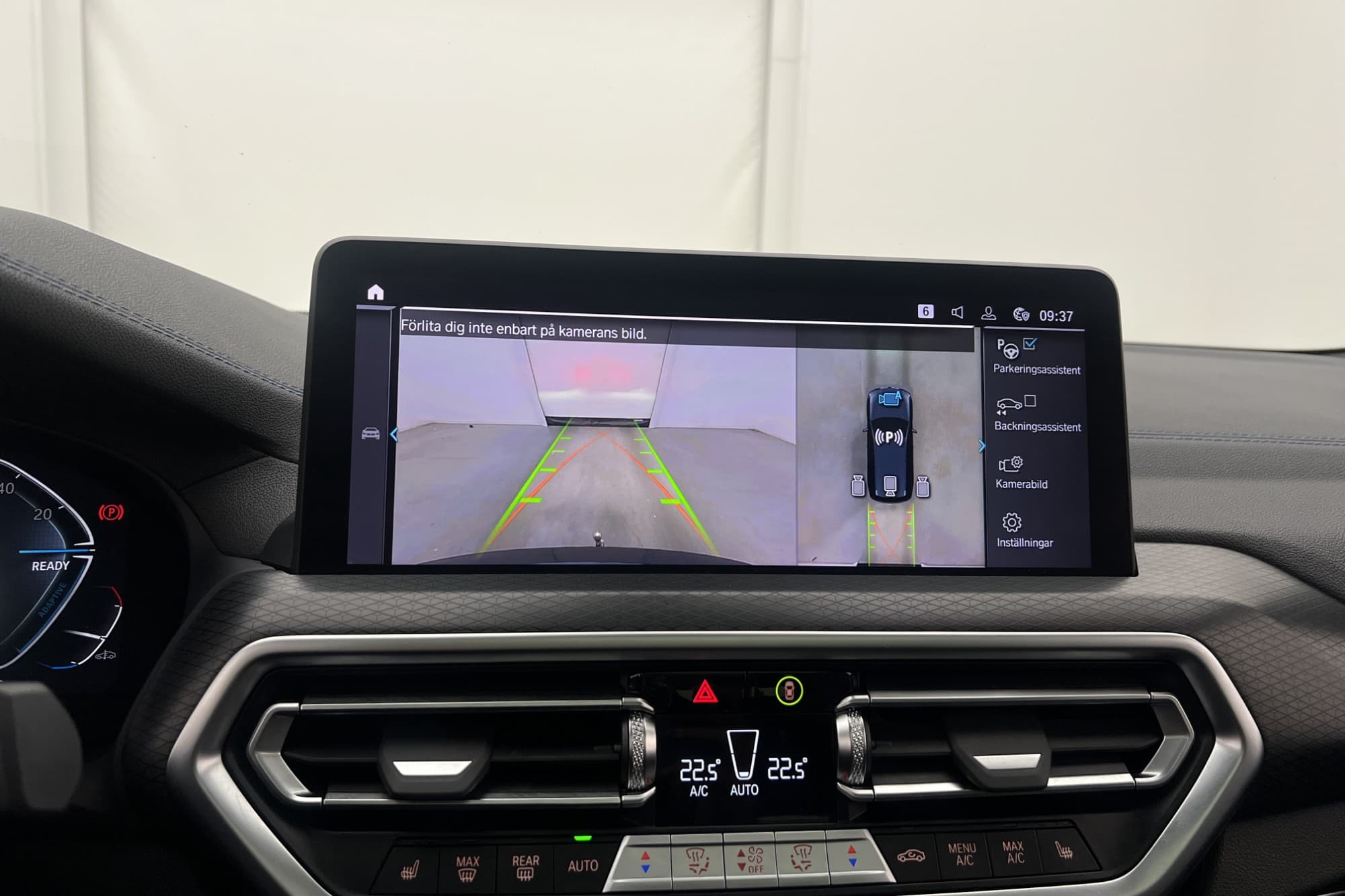 BMW iX3 286hk M Sport Charged Plus Pano H/K 360° Drag MOMS