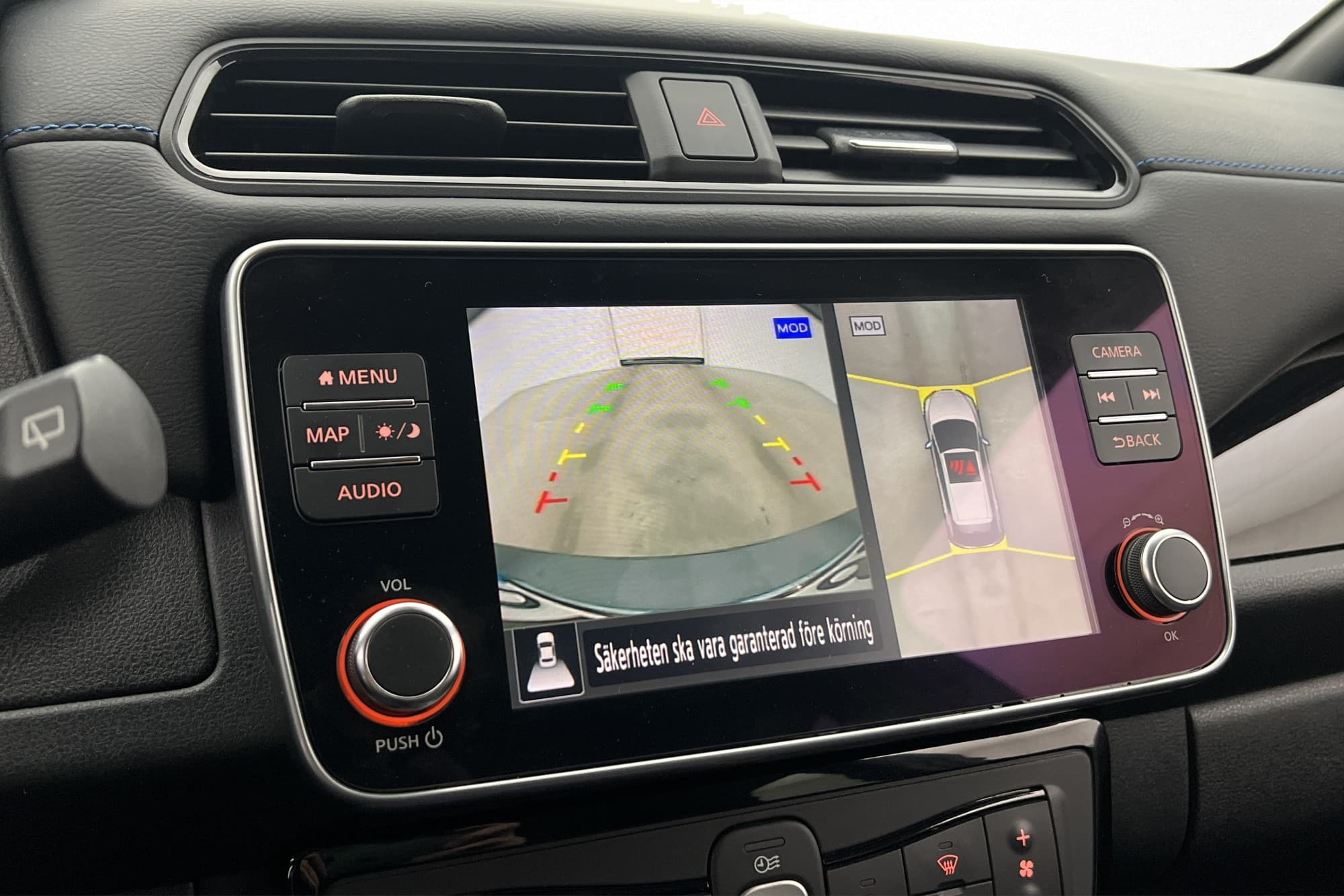 Nissan Leaf 40 kWh 150hk N-Connecta 360° Navi CarPlay MOMS