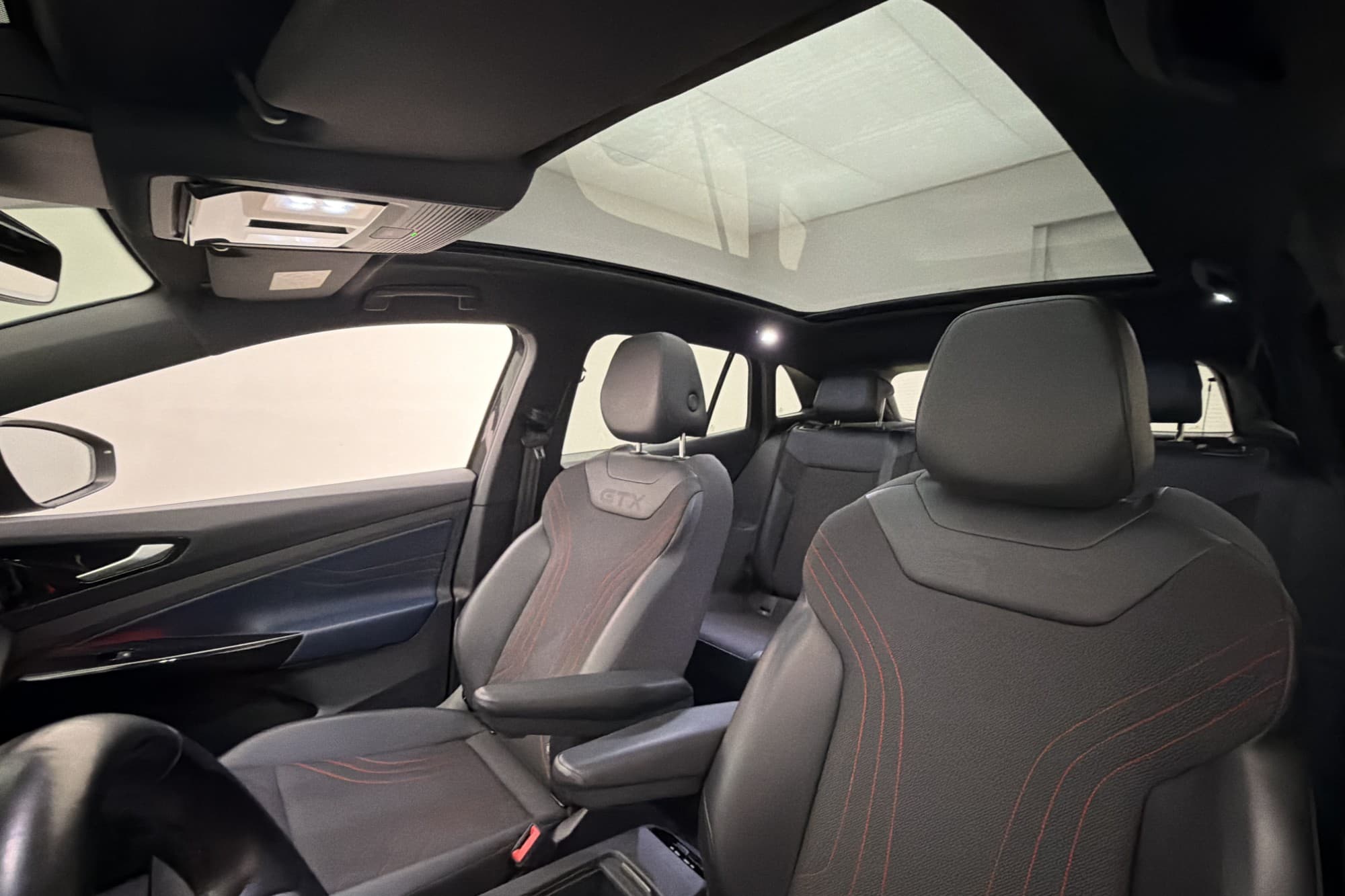 Volkswagen ID.4 GTX Pano Värm Adapt-fart Navi CarPlay MOMS