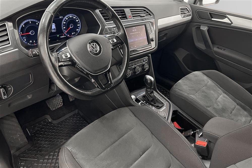 Volkswagen Tiguan 4M 190hk GT Värmare Active info Draginteriör