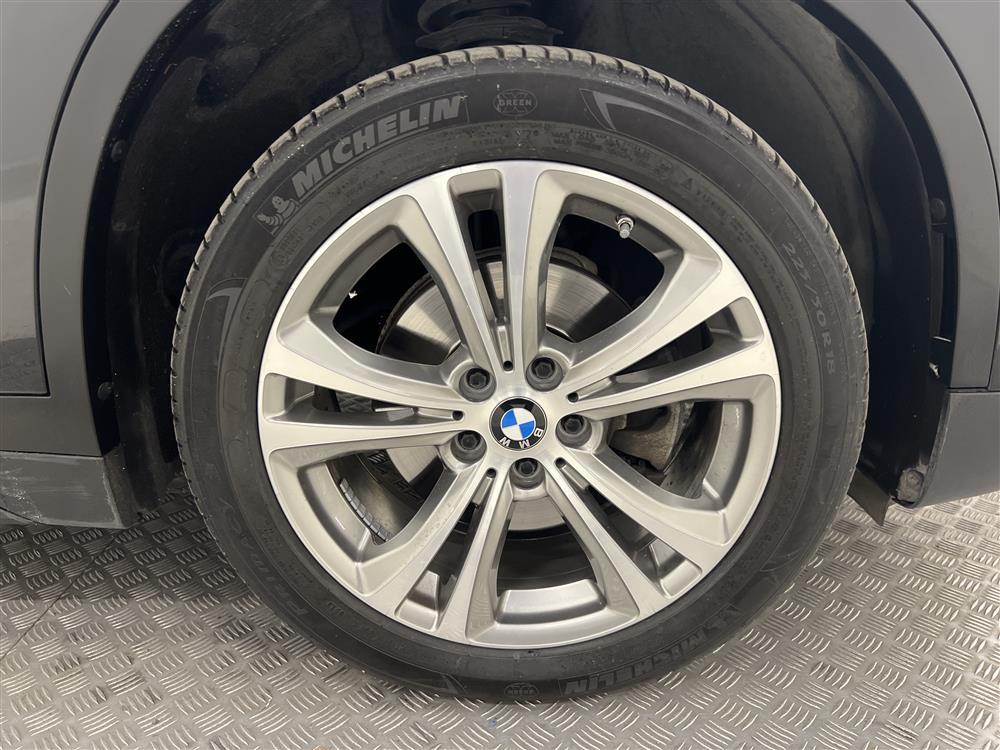 BMW X1 xDrive18d Sport-Line B-kam PDC Välservad 0,47l/milinteriör