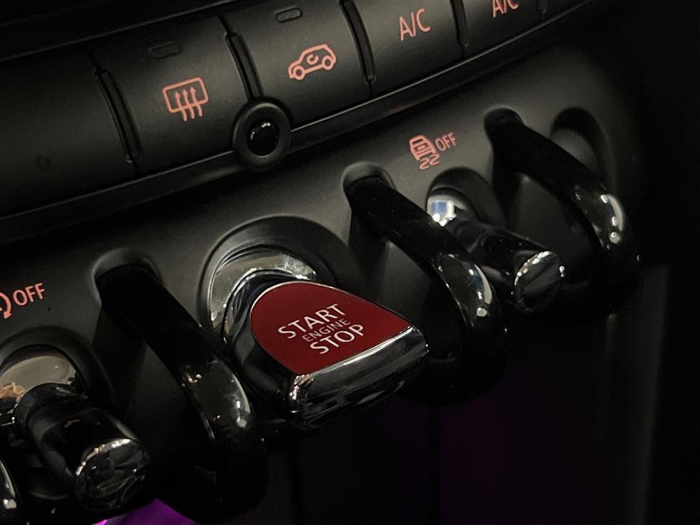 MINI Cooper Hatch 136hk Pepper Välserv P-sensor 0,47l/milinteriör