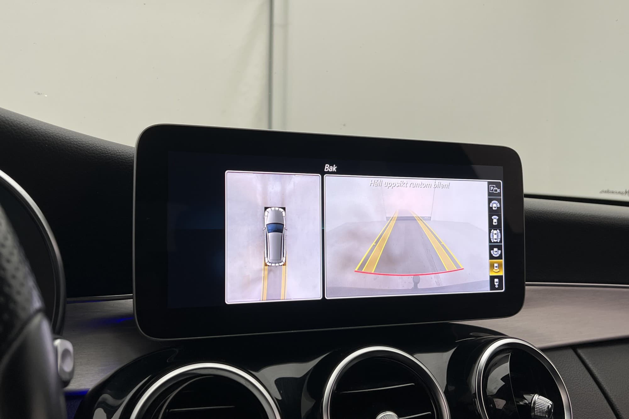 Mercedes-Benz C 300 T d 4M 245hk AMG Cockpit 360° Värm Drag