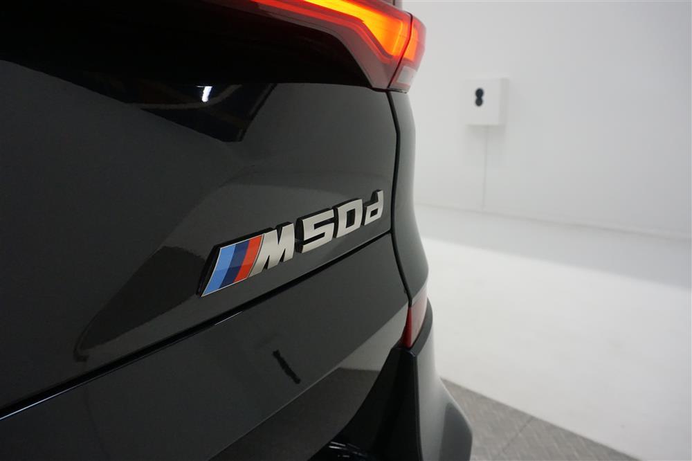 BMW X5 M50d Laser Skylounge H&K HUD Pano Mass Värm 0,68l/mil