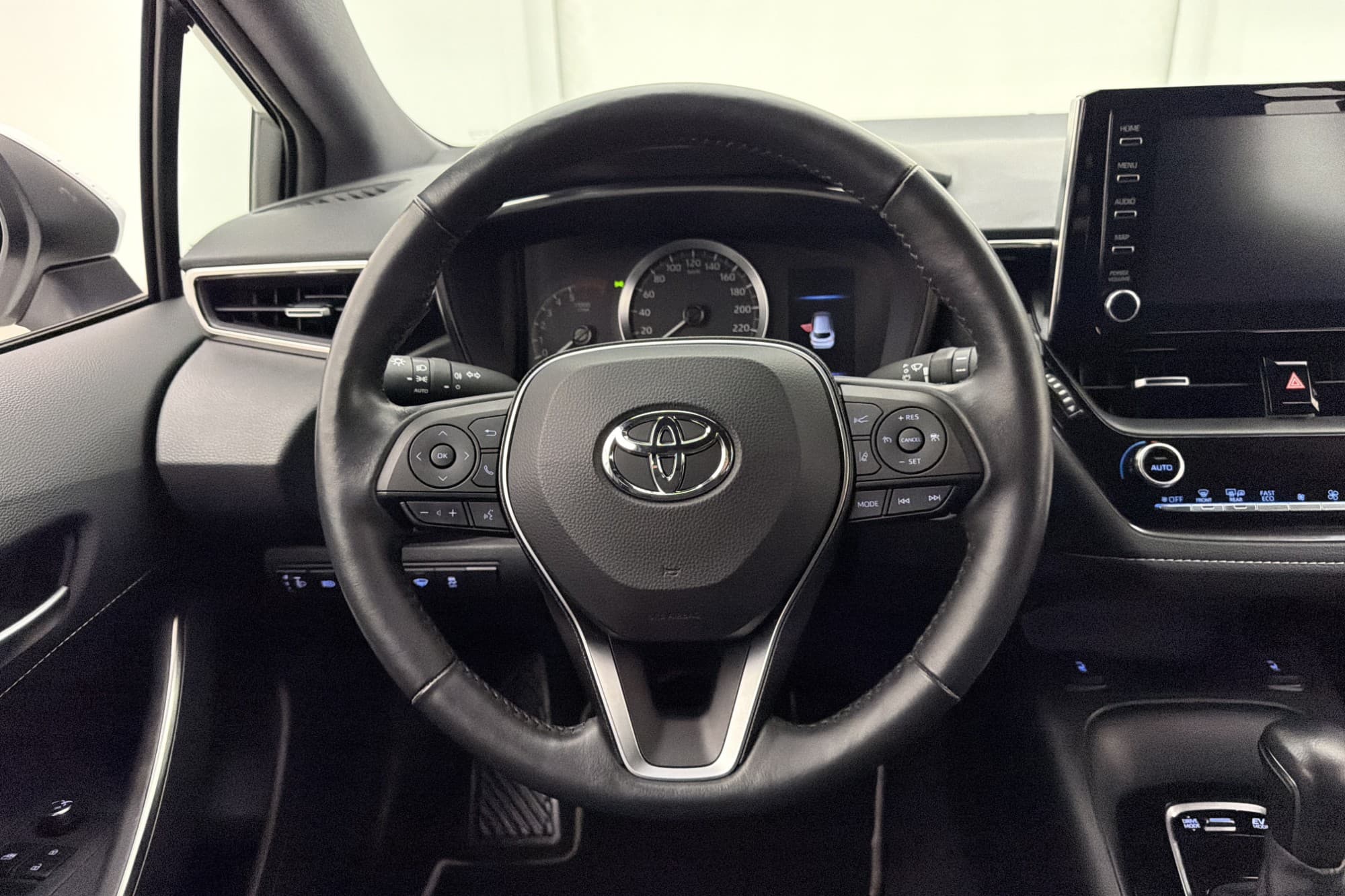 Toyota Corolla Touring Sports Hybrid Active Kamera Rattvärme