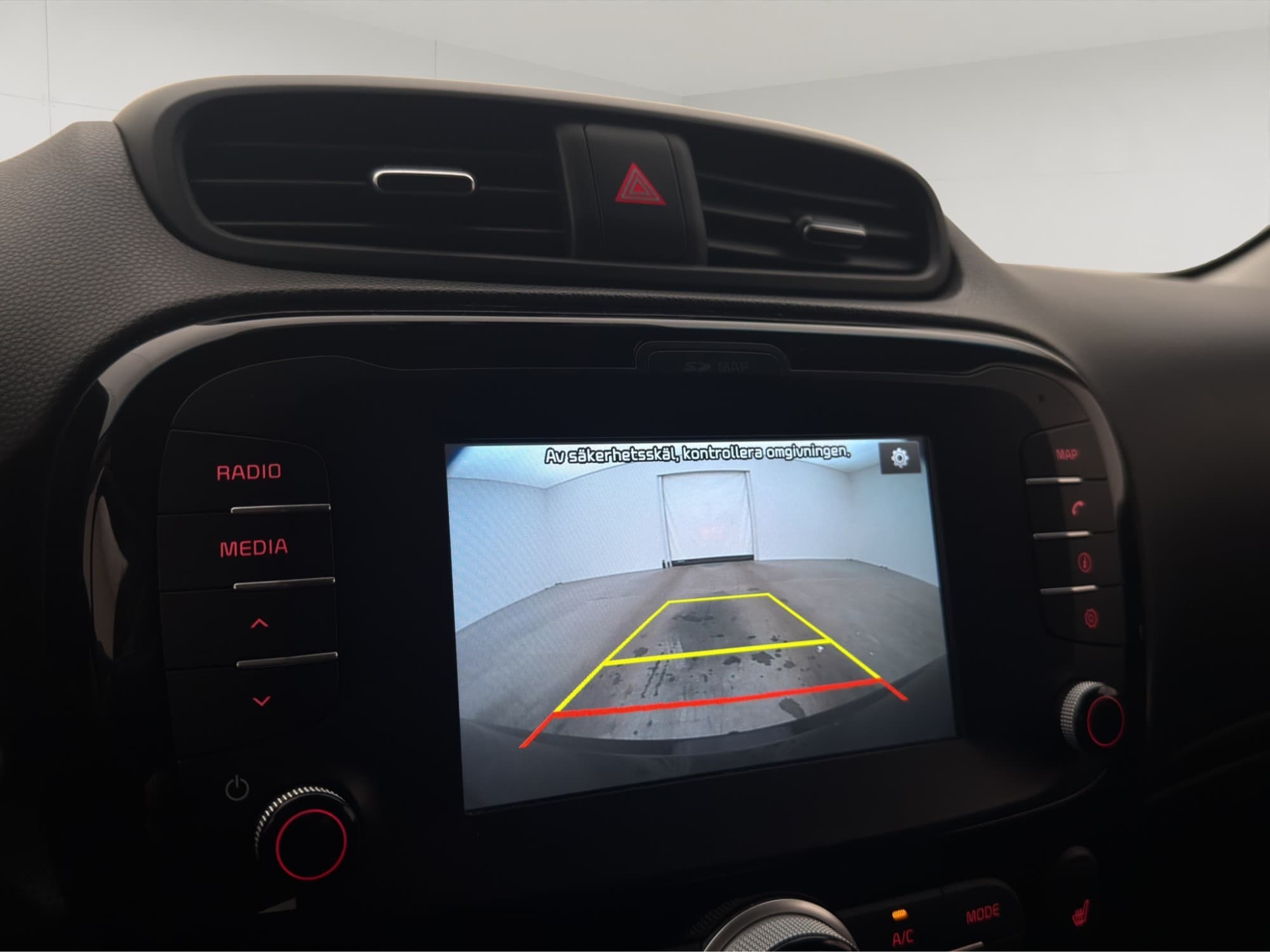 Kia Soul 1.6 GDI 132hk Värmare Kamera Navi CarPlay Dragkrok