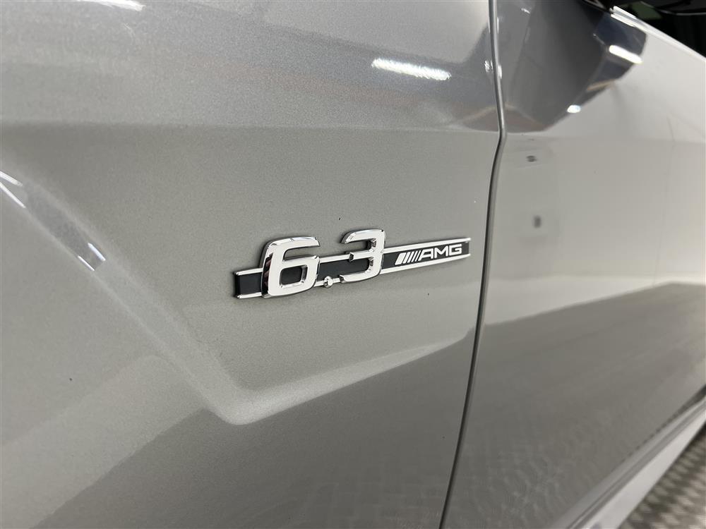 Mercedes-Benz E 63 AMG Kombi 525hk Designo Välservad SvSåld