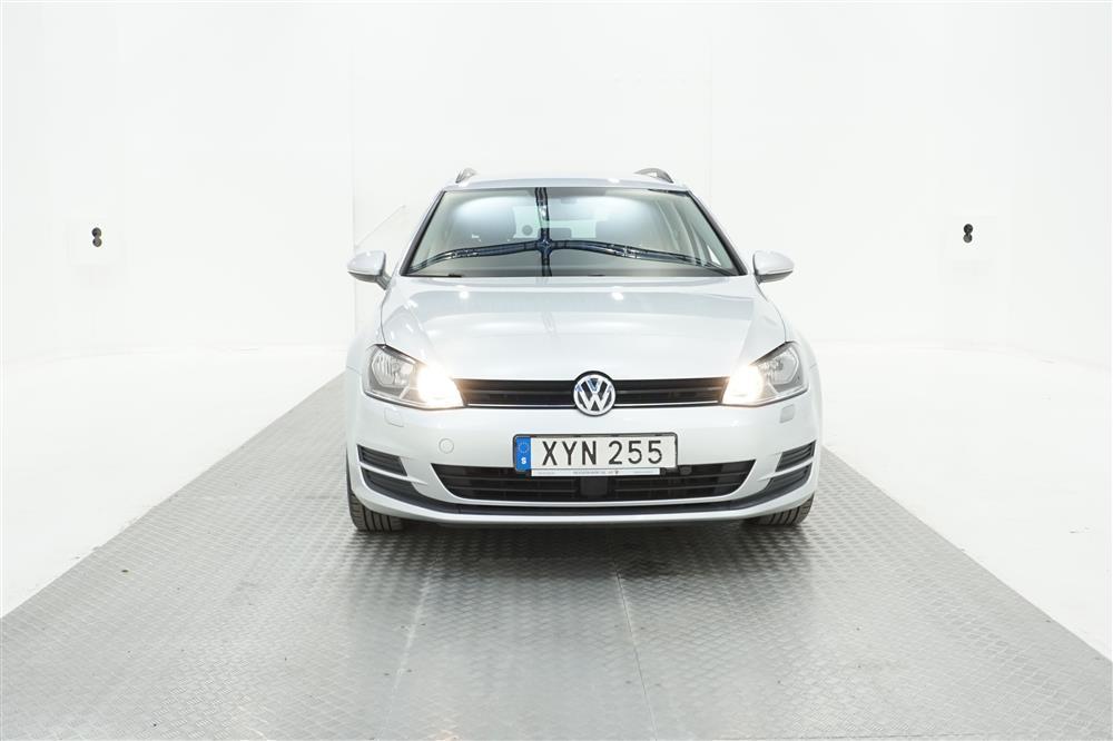 Volkswagen Golf 1.6 TDI 110hk M-värmare  Fullservad 0,4l/milexteriör