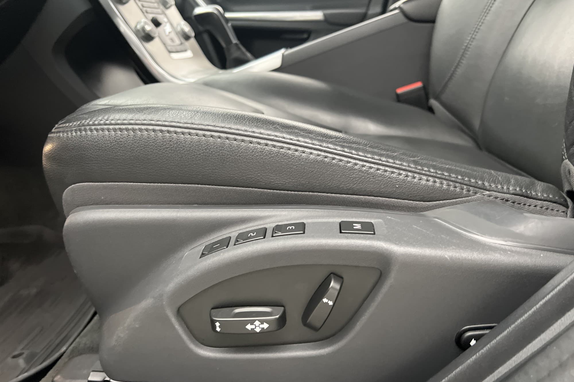 Volvo V60 Cross Country D4 Summum VOC Värm Kamera BLIS Drag