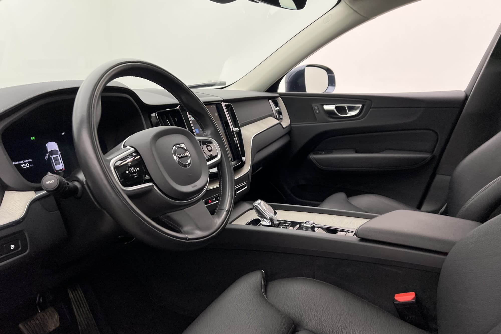 Volvo XC60 Recharge T8 AWD 456hk Inscription Pano HUD Skinn