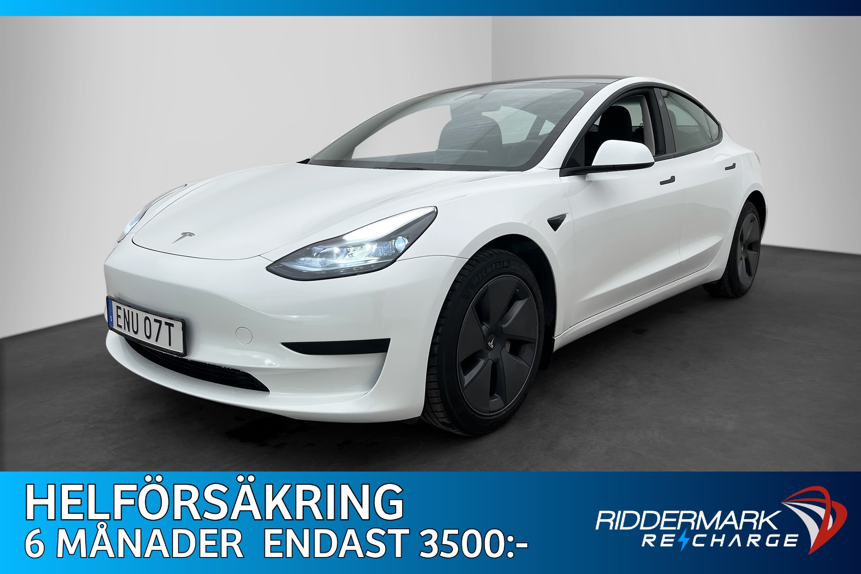 Tesla Model 3 Standard Range Autopilot Panorama MOMS