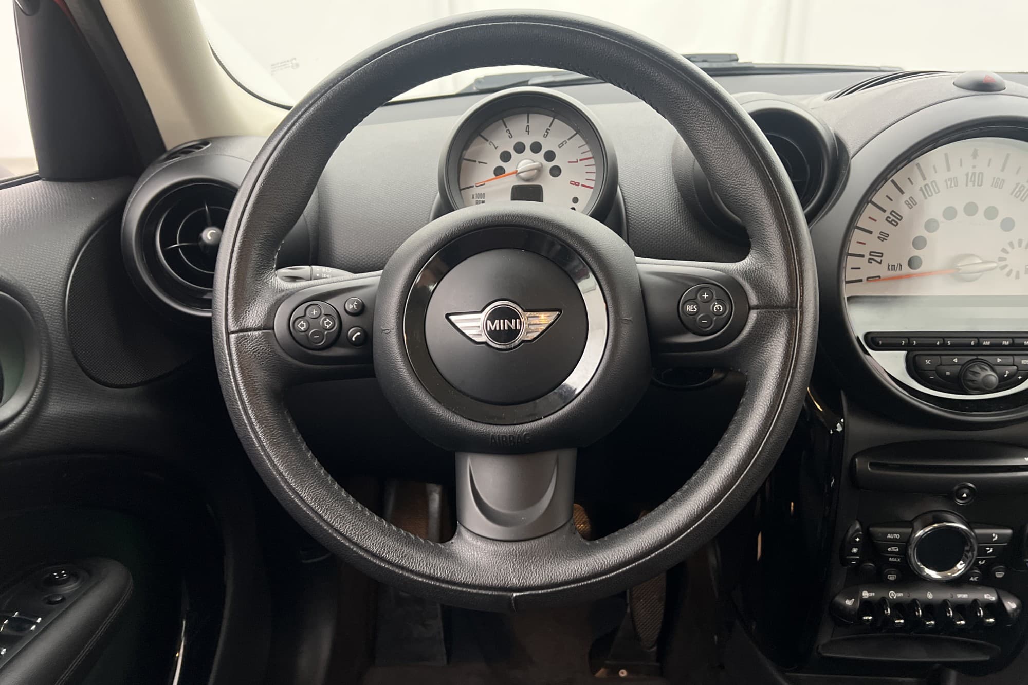 MINI Countryman One Manuell 98hk Två-brukare Halvskinn